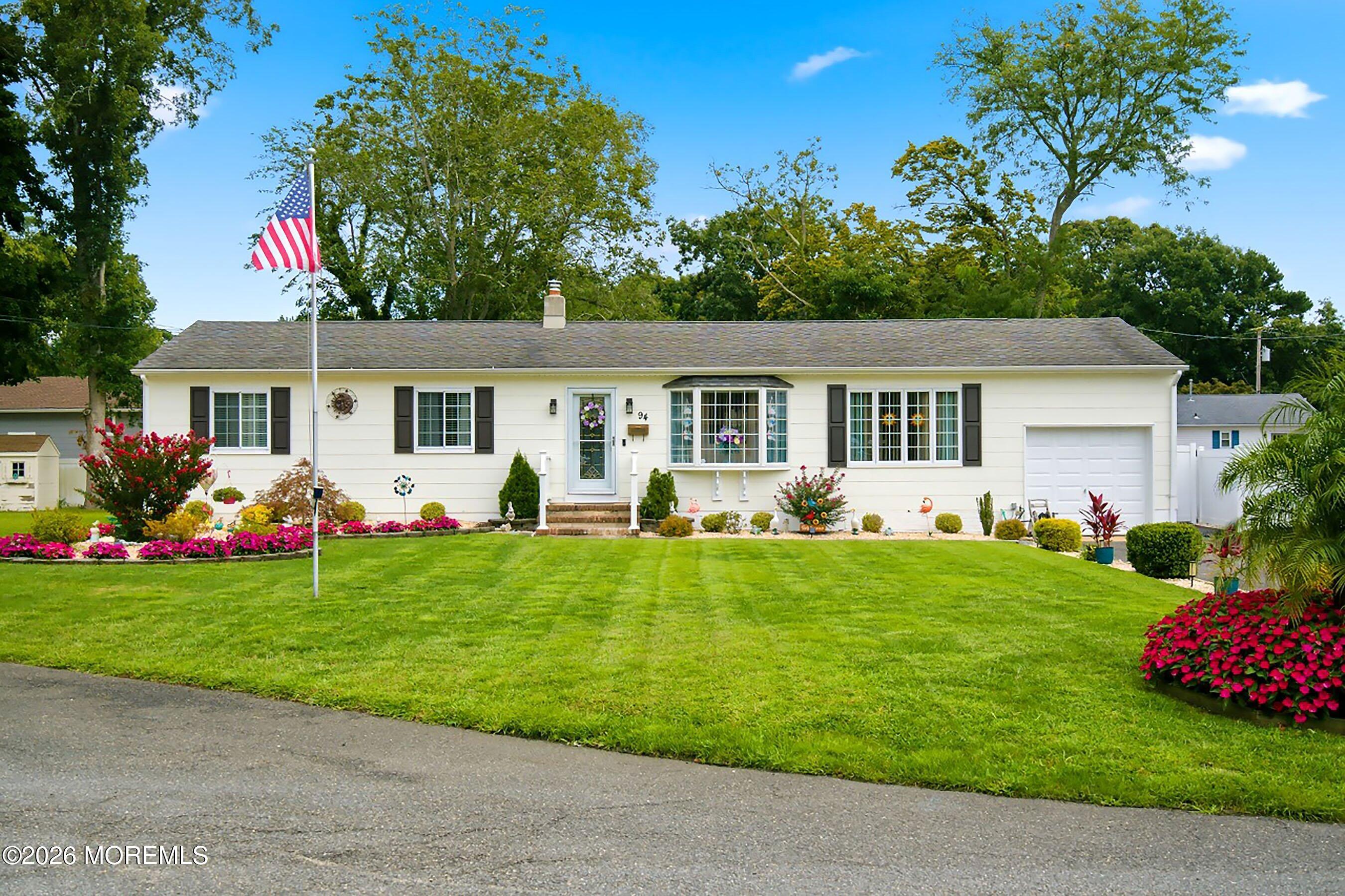 94 Canis Dr, Brick, NJ 08724