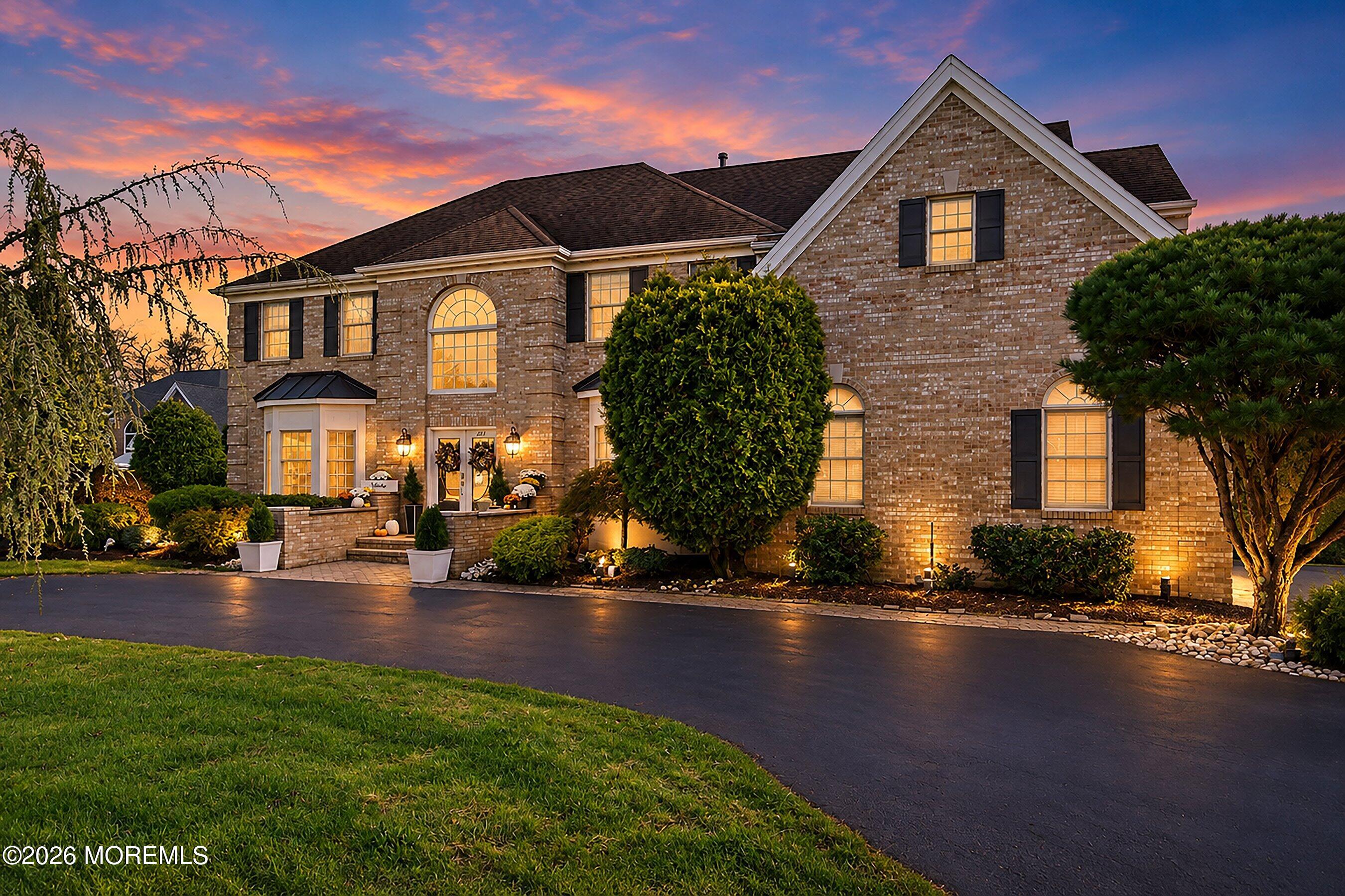 221 Verdant Ct, Freehold, NJ 07728