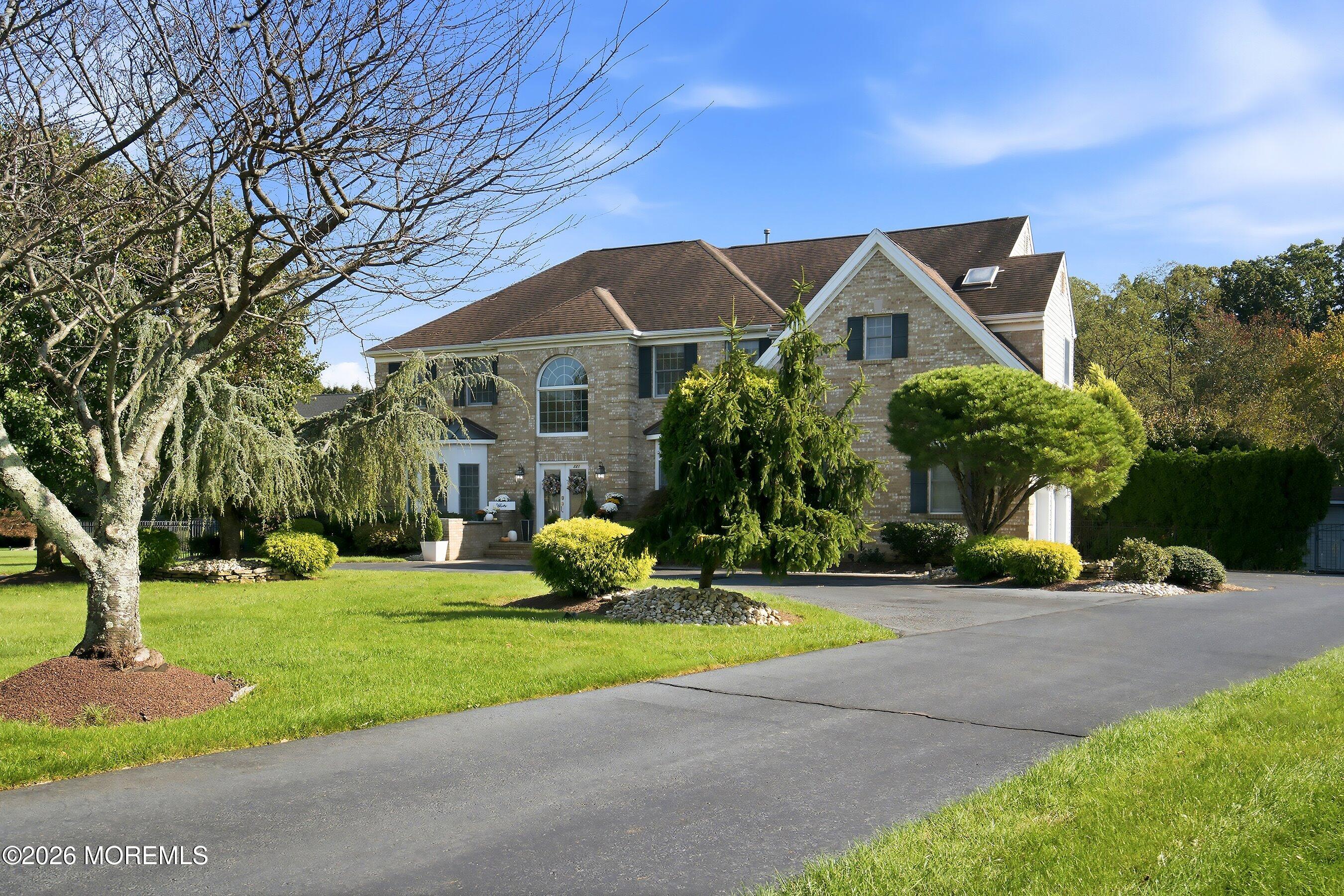 221 Verdant Ct, Freehold, NJ 07728 photo