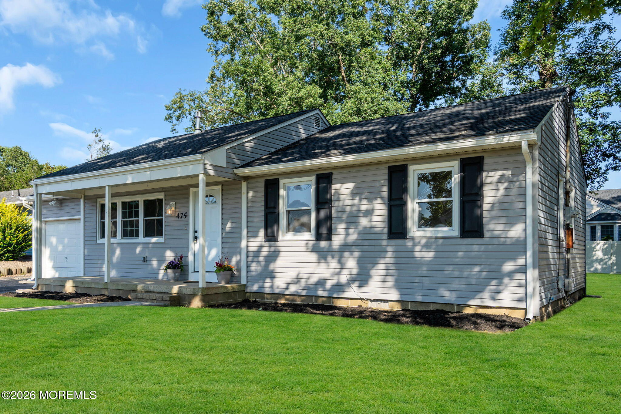 475 Lighthouse Dr, Manahawkin, NJ 08050 photo