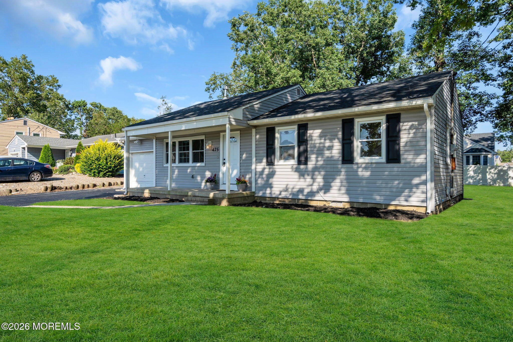 475 Lighthouse Dr, Manahawkin, NJ 08050 photo