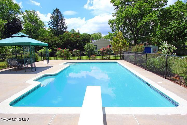 197 White Rd, Little Silver, NJ 07739