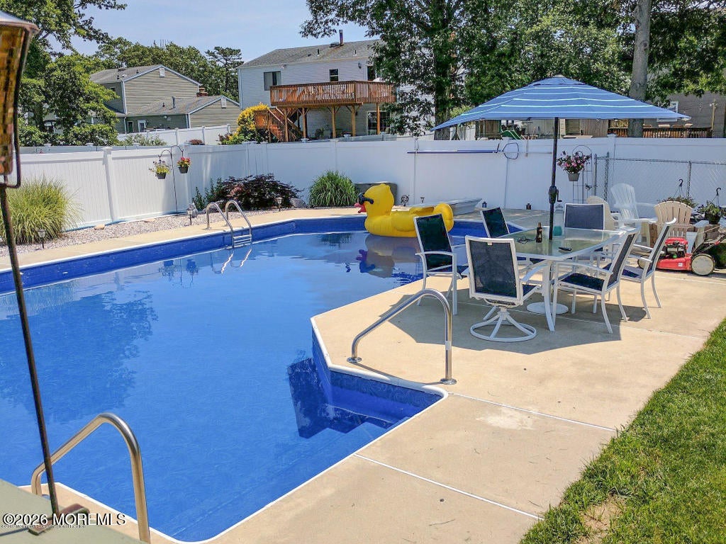 331 Alden St, Brick, NJ 08724 photo
