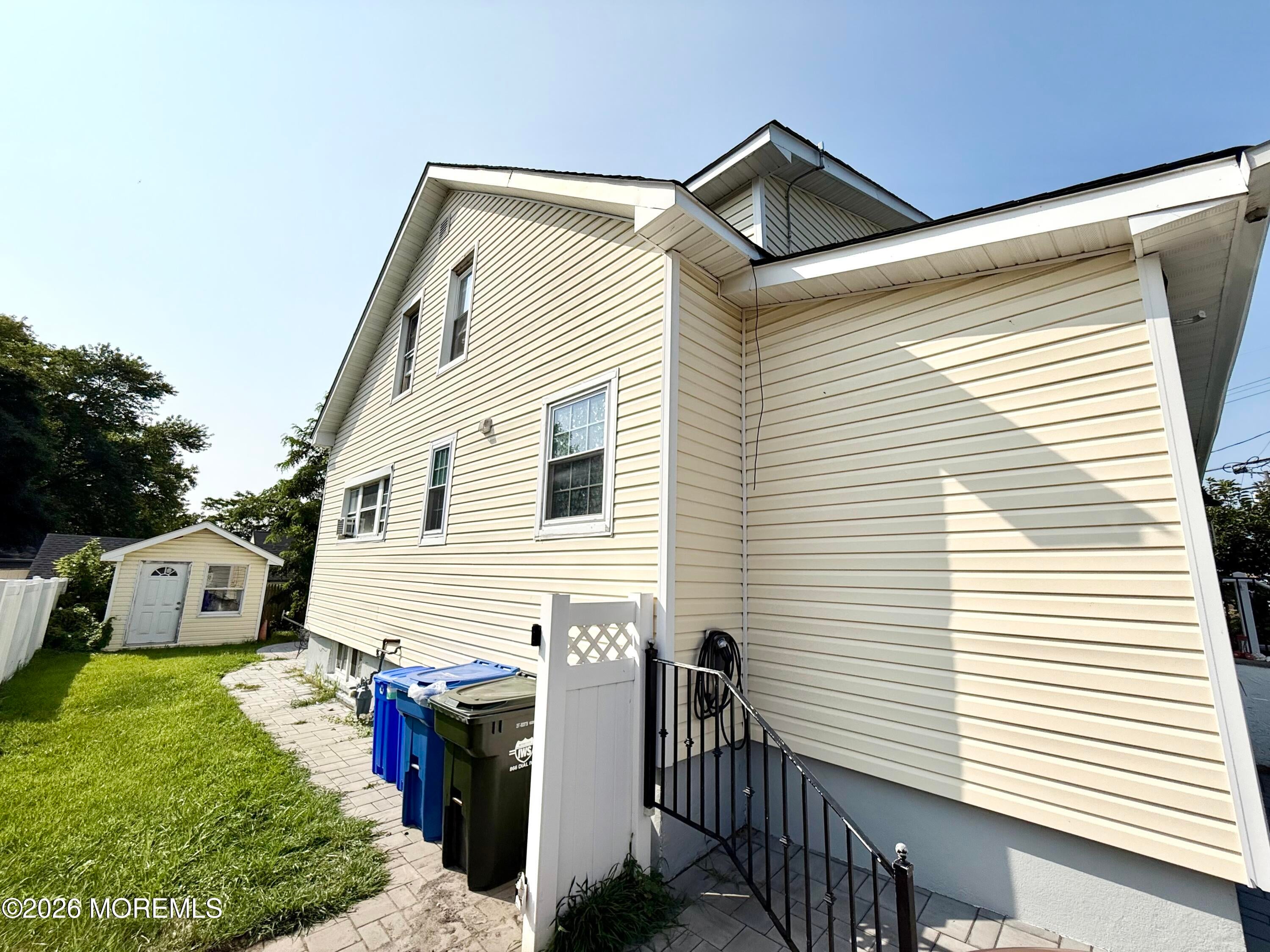 73 Laurence Pkwy, Laurence Harbor, NJ 08879 photo