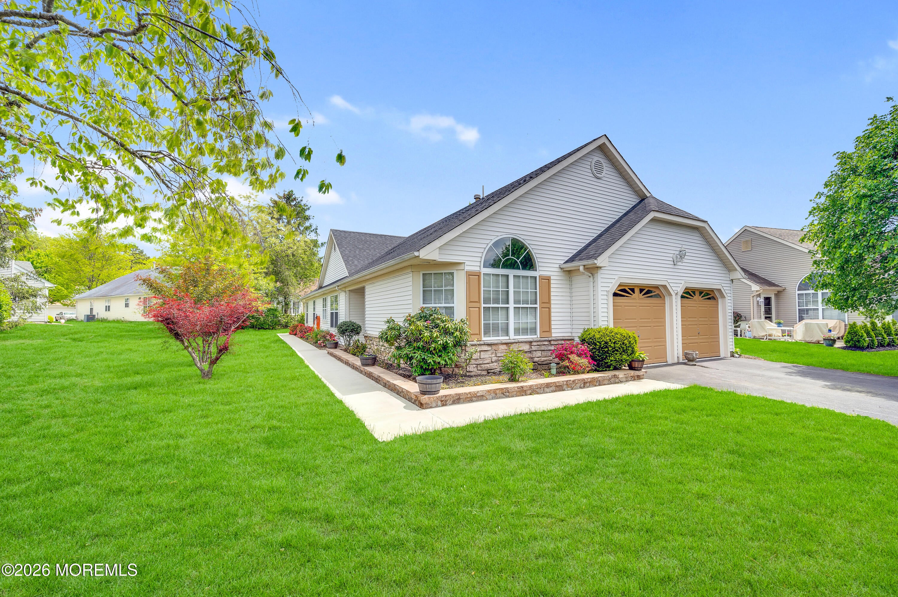 2737 Dalton Ln, Toms River, NJ 08755 photo