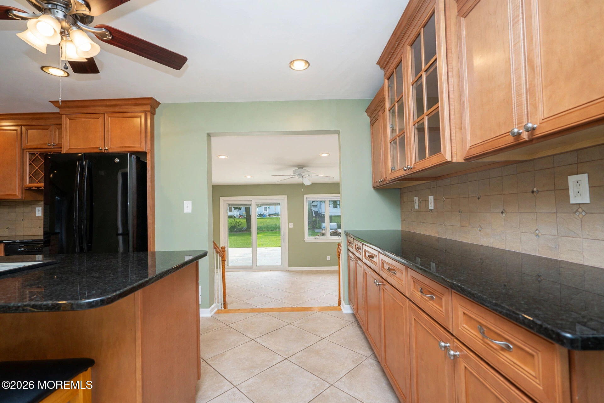 6 Lind Dr, Middletown, NJ 07748 photo