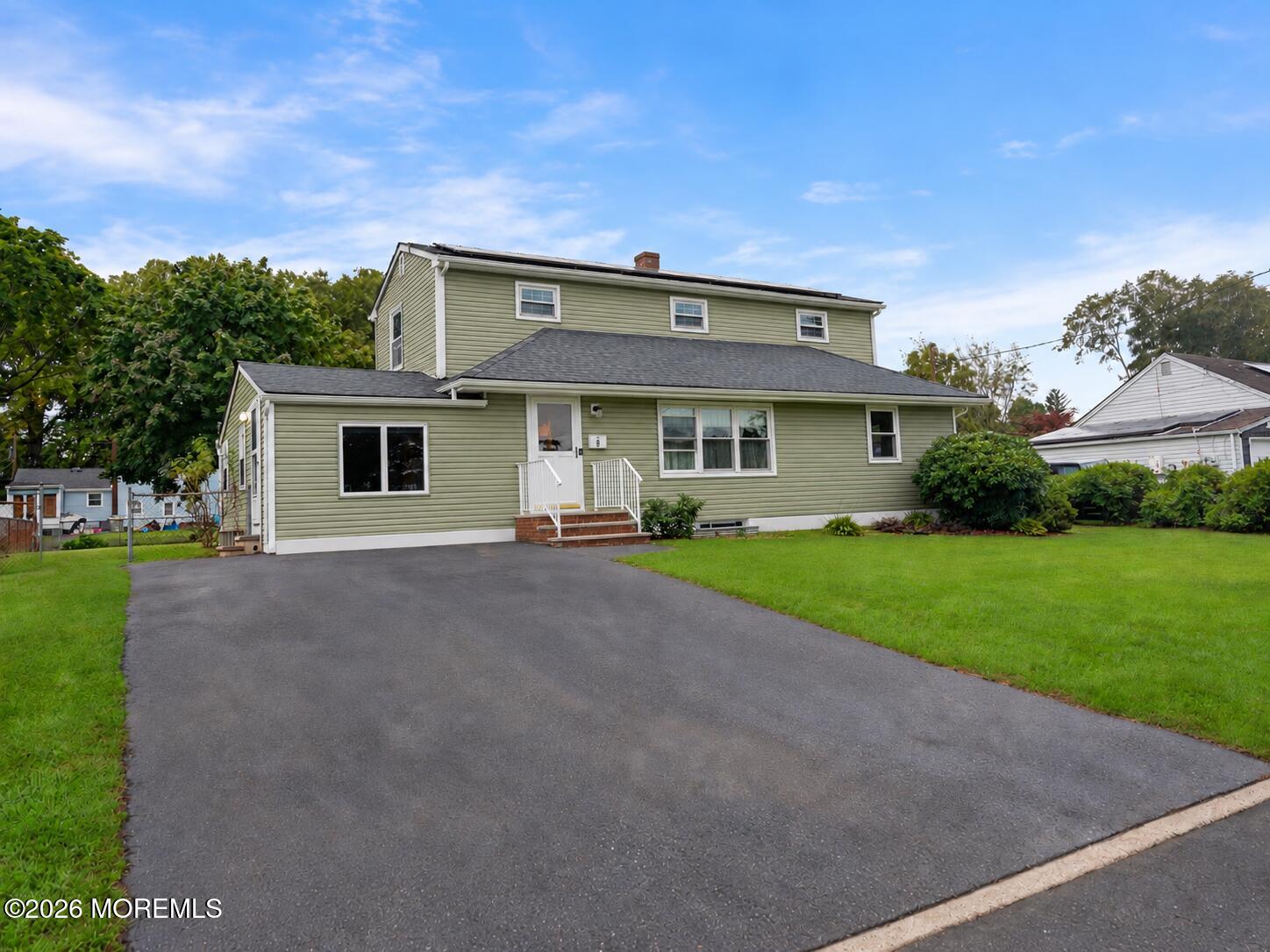 6 Lind Dr, Middletown, NJ 07748 photo