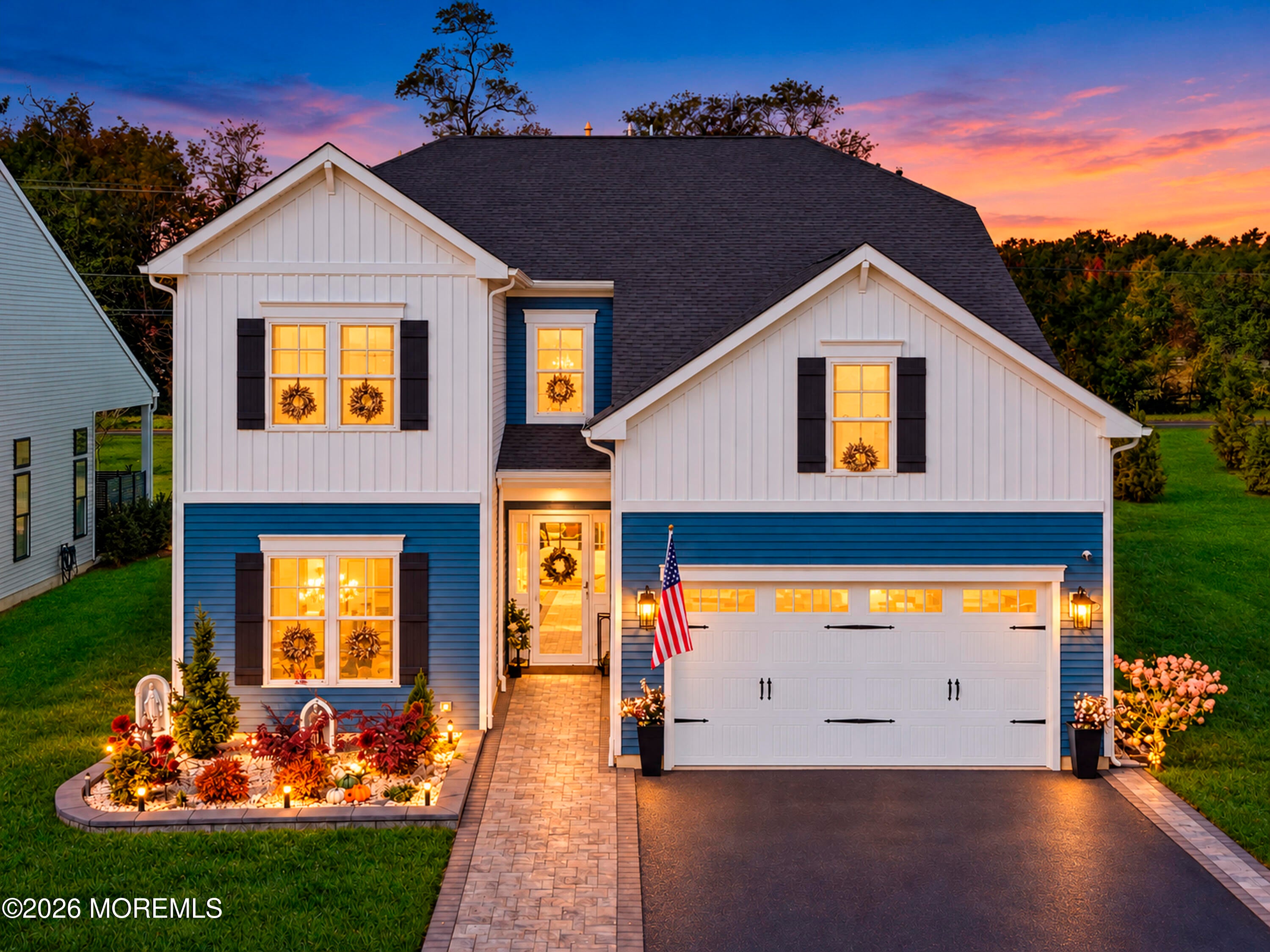 49 Pasture Dr, Farmingdale, NJ 07727