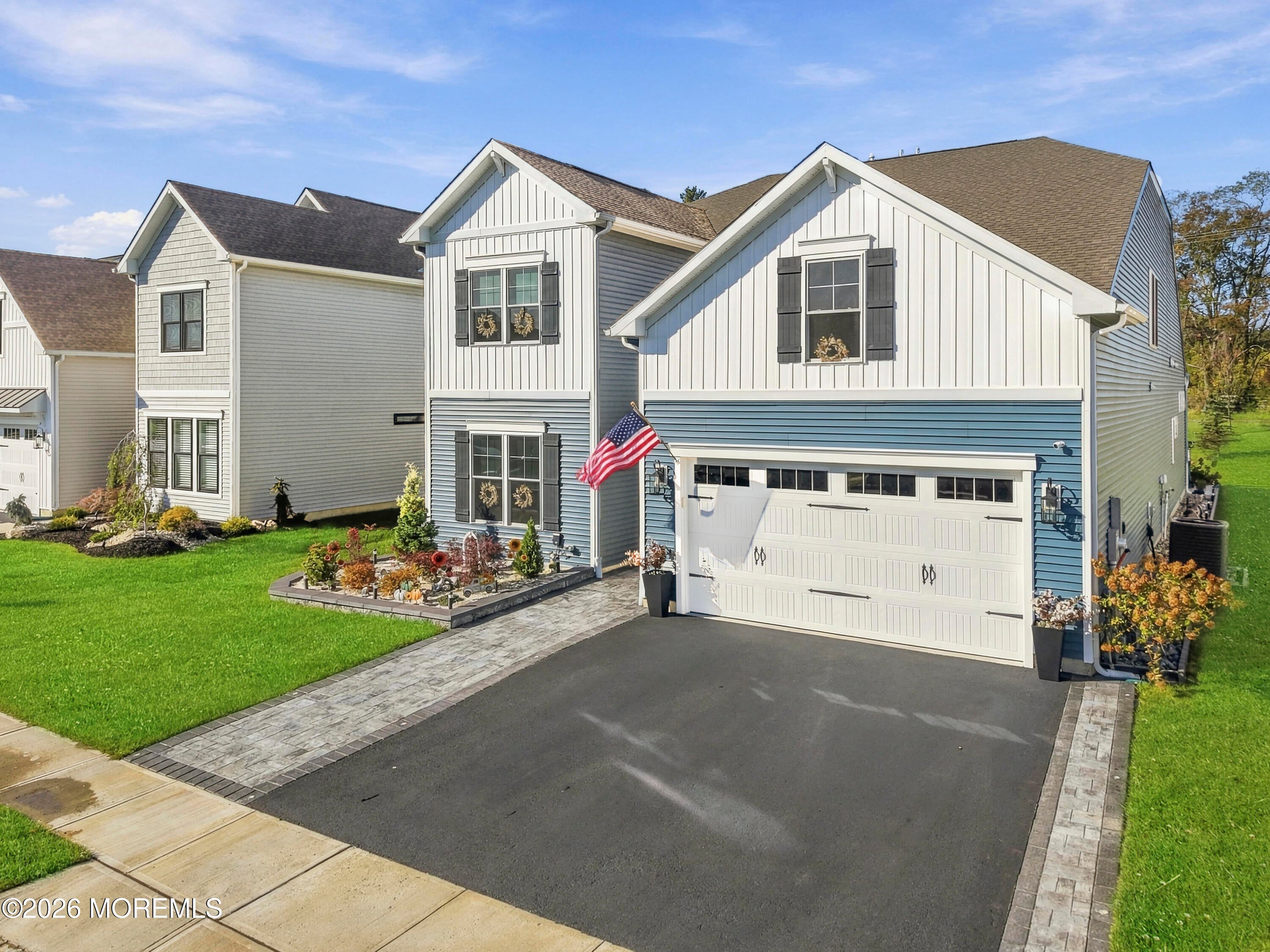 49 Pasture Dr, Farmingdale, NJ 07727 photo