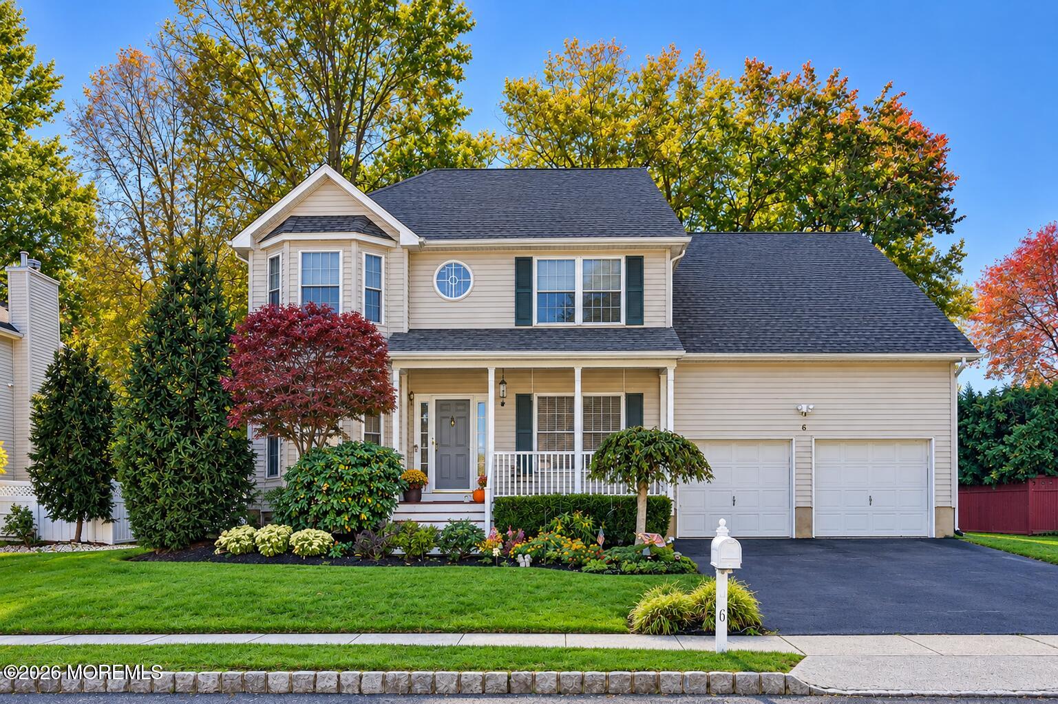 6 Northgate Dr, Englishtown, NJ 07726
