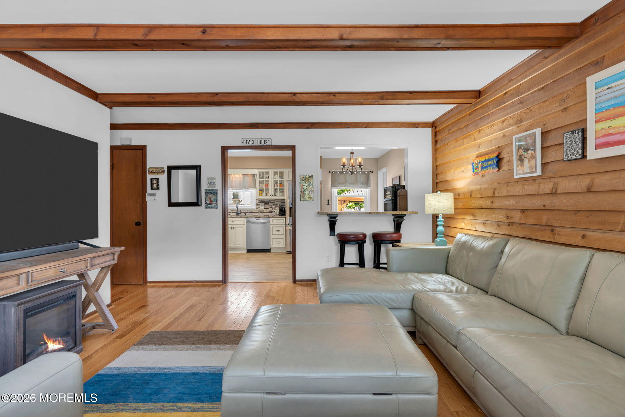 907 7th St, Union Beach, NJ 07735
