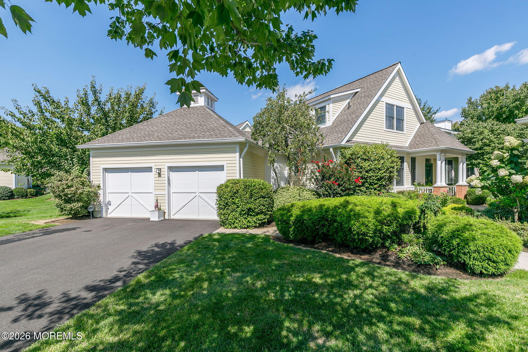 78 Thornbrooke Dr, Shrewsbury Boro, NJ 07702