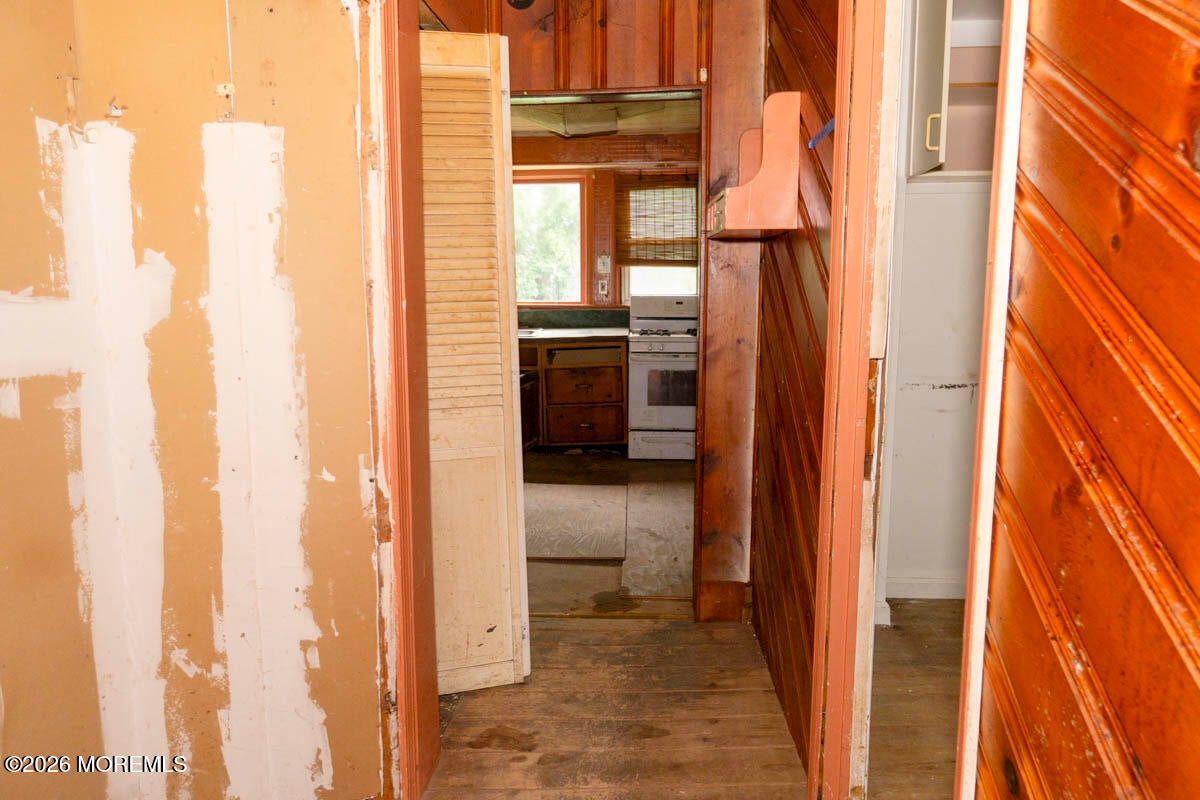 918 7 Street St, Union Beach, NJ 07735 photo