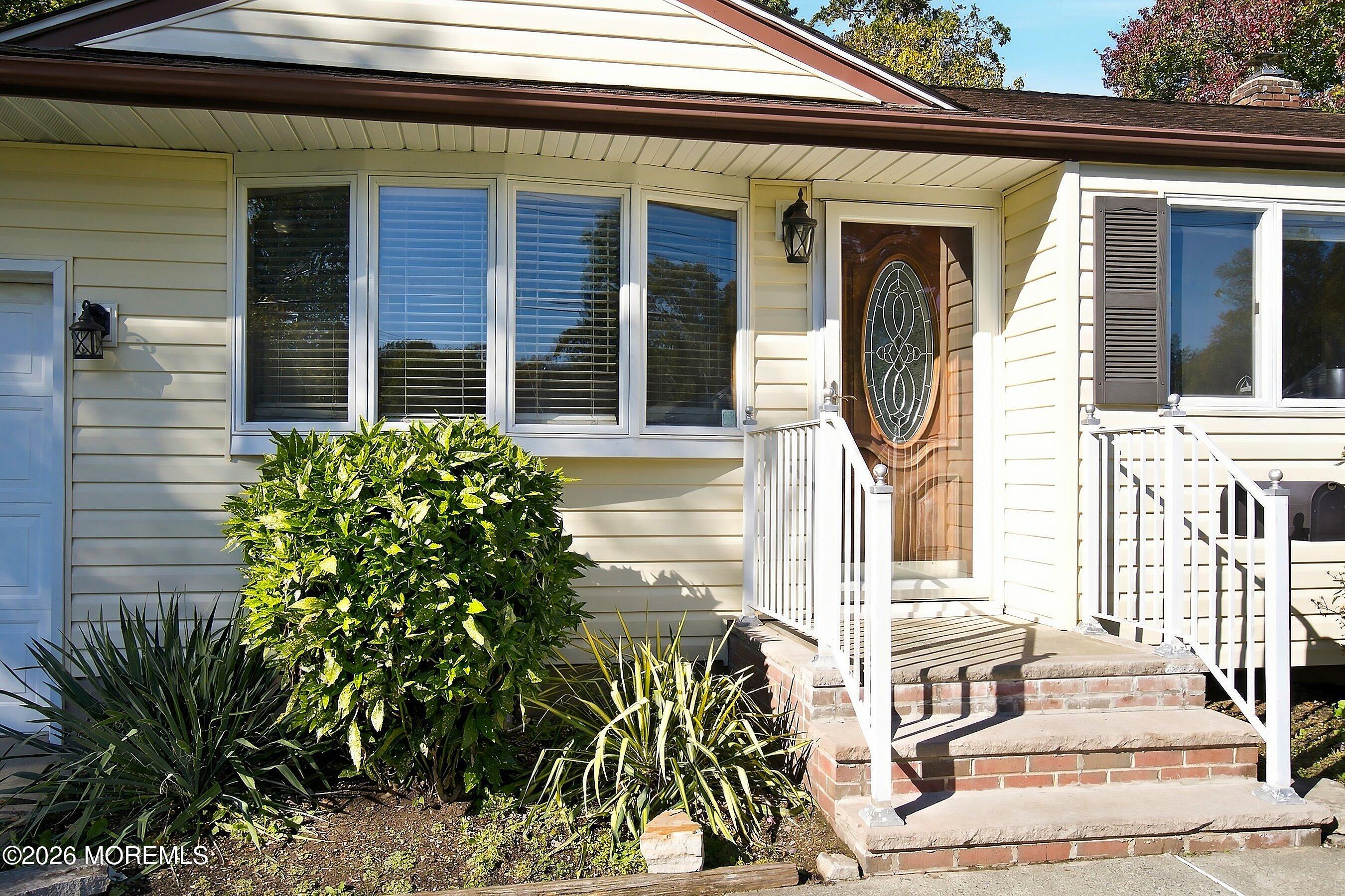 510 Mackey Ave, Belford, NJ 07718 photo