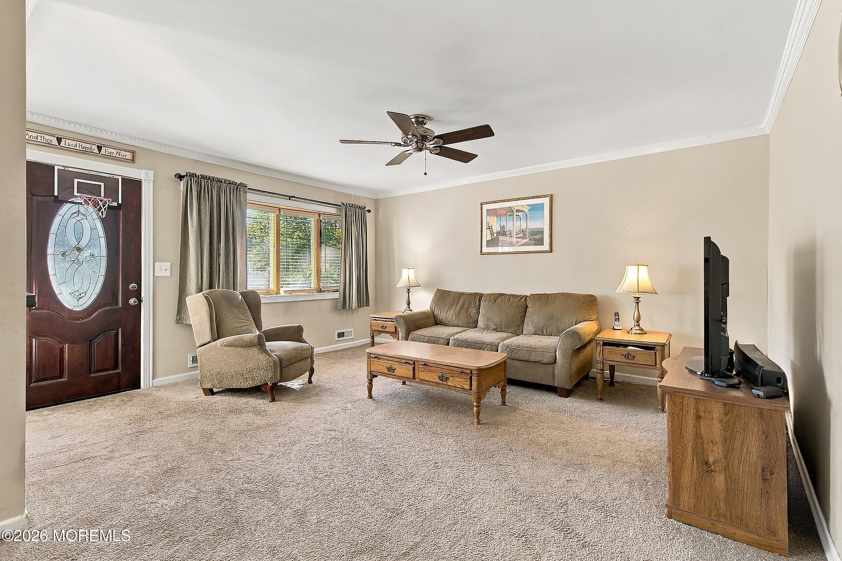 510 Mackey Ave, Belford, NJ 07718 photo