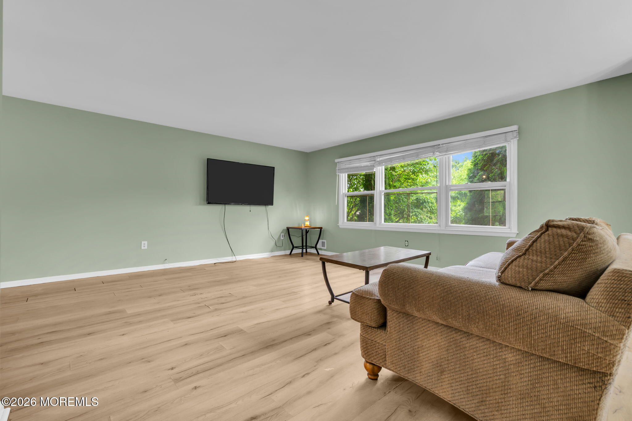 52 Lorelei Dr, Howell, NJ 07731 photo