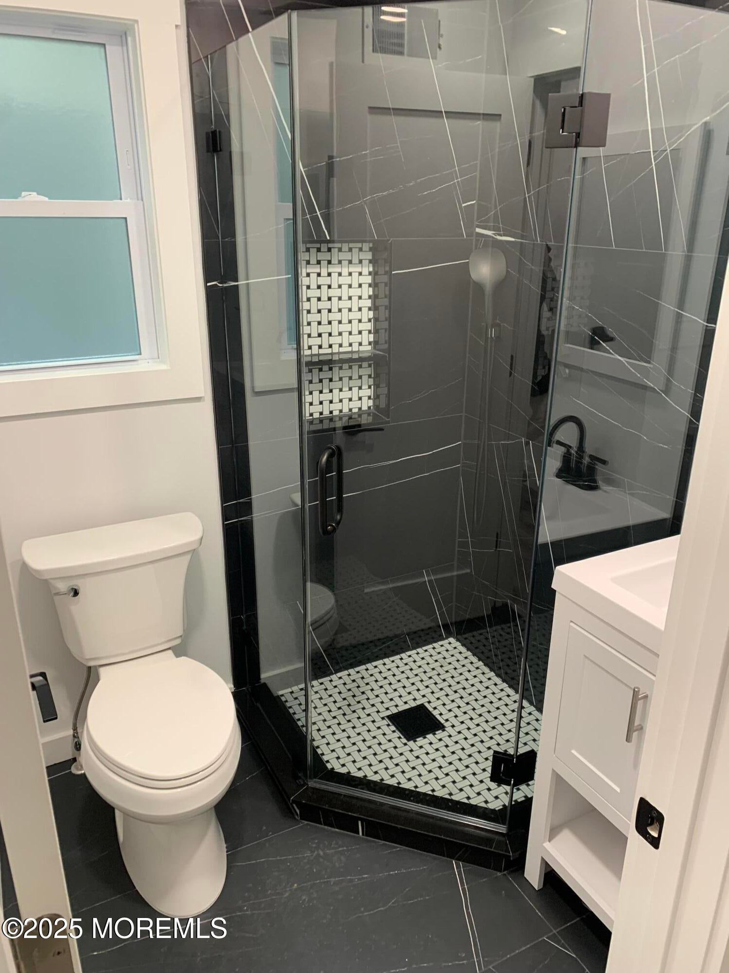 395 Broadway, Long Branch, NJ 07740 photo