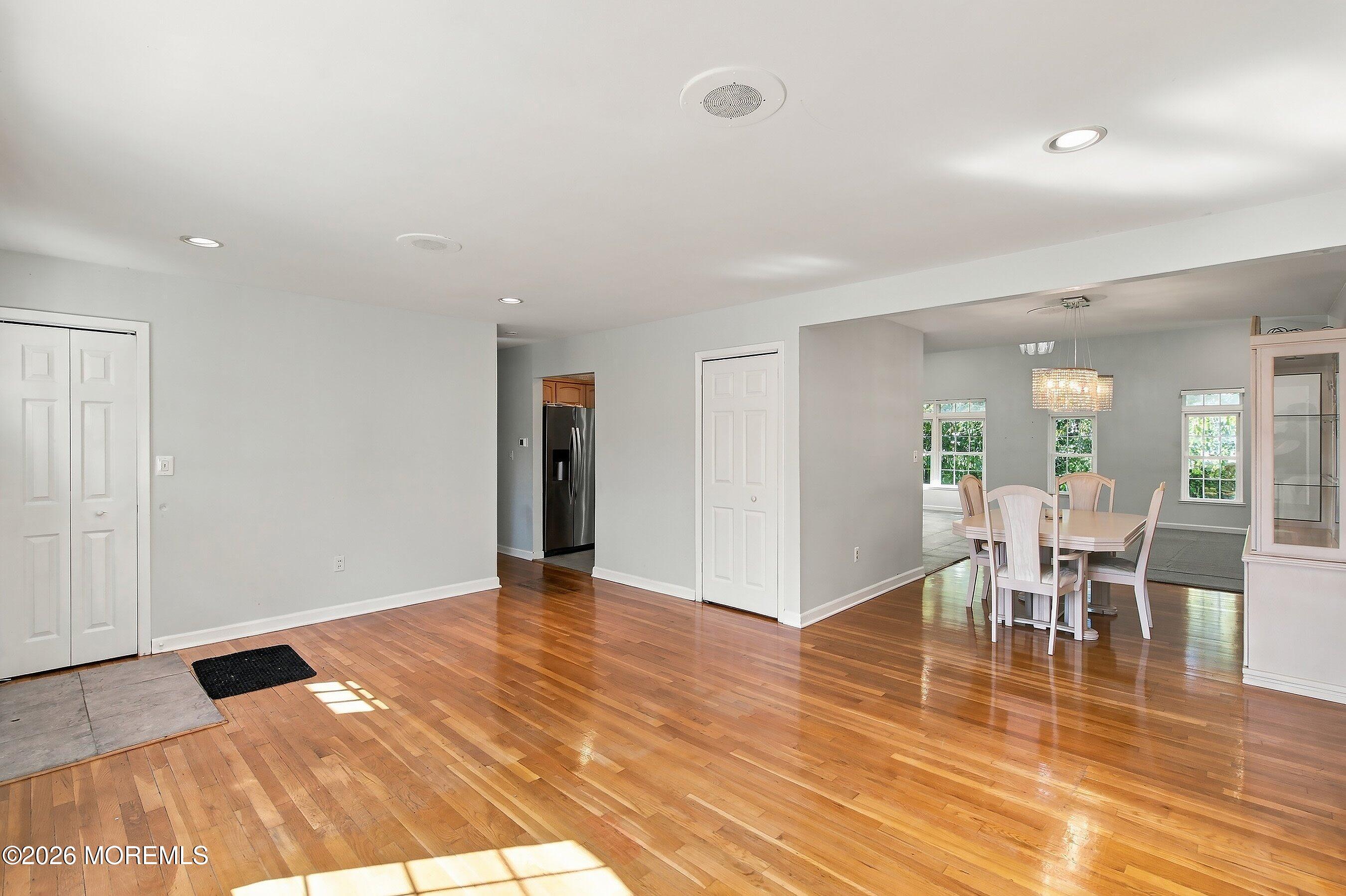 9 Arbor Dr, Brick, NJ 08724 photo