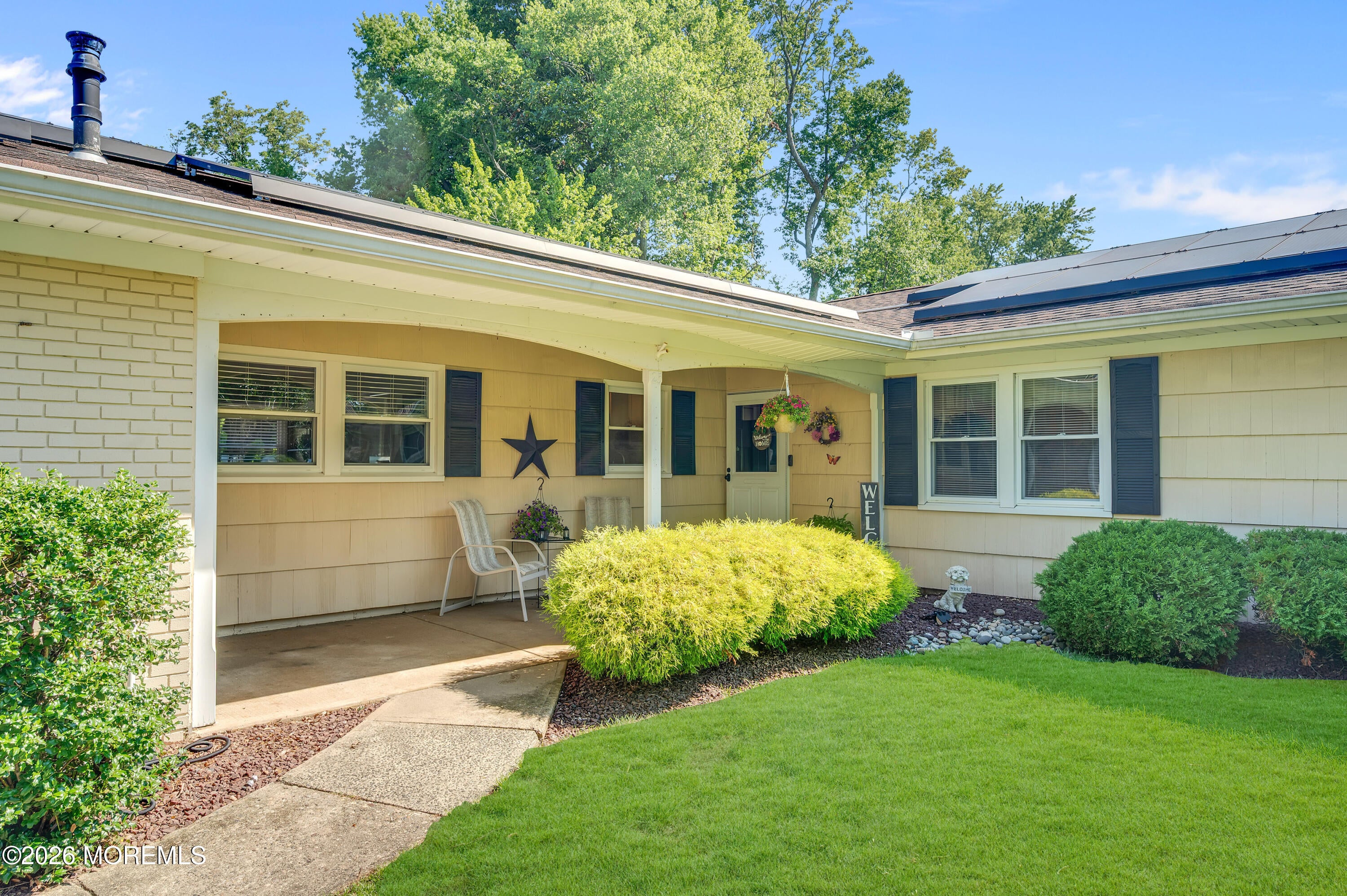 25 Ryan Rd, Manalapan, NJ 07726 photo