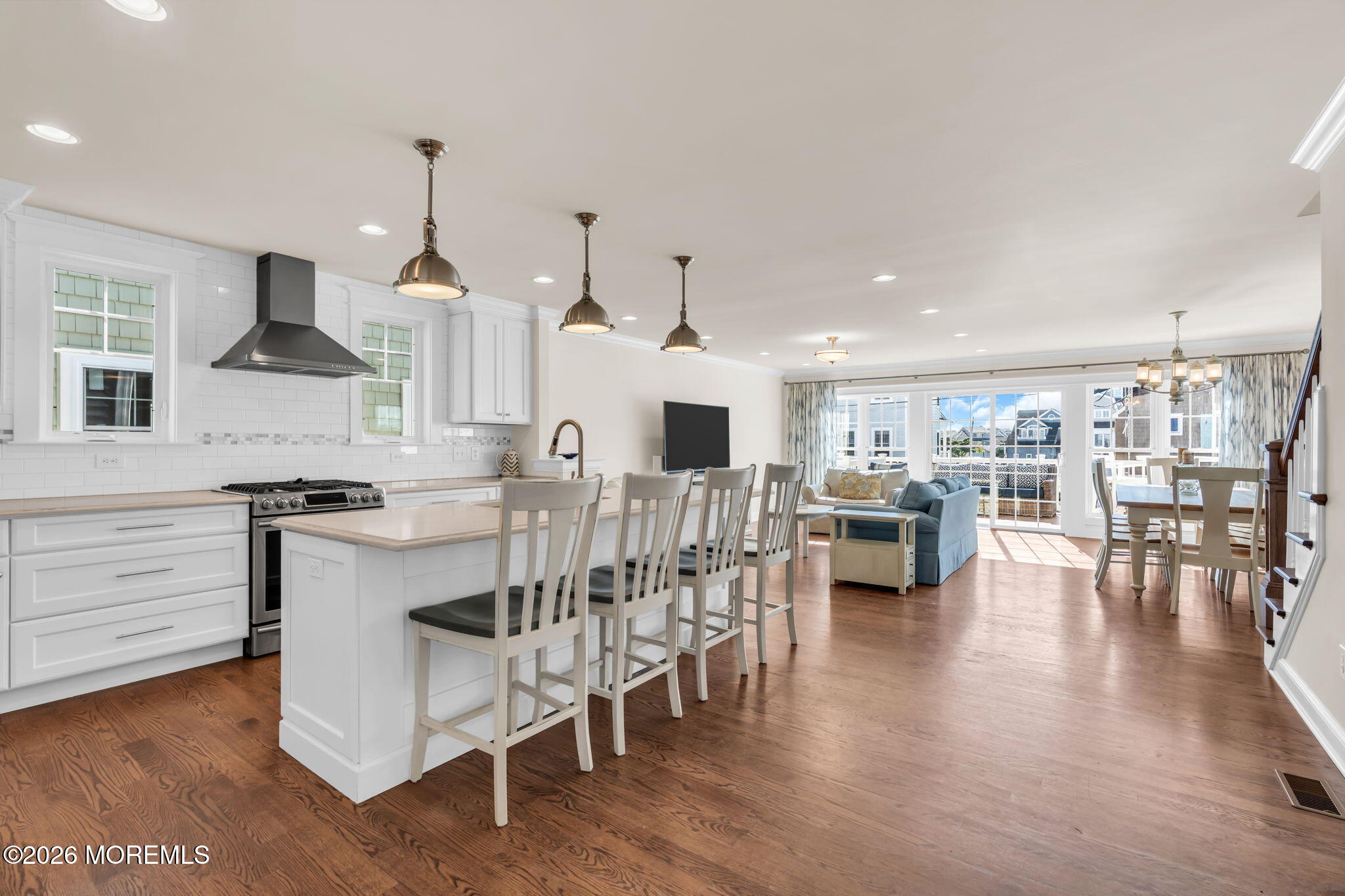 8 Meadow Ave, Manasquan, NJ 08736