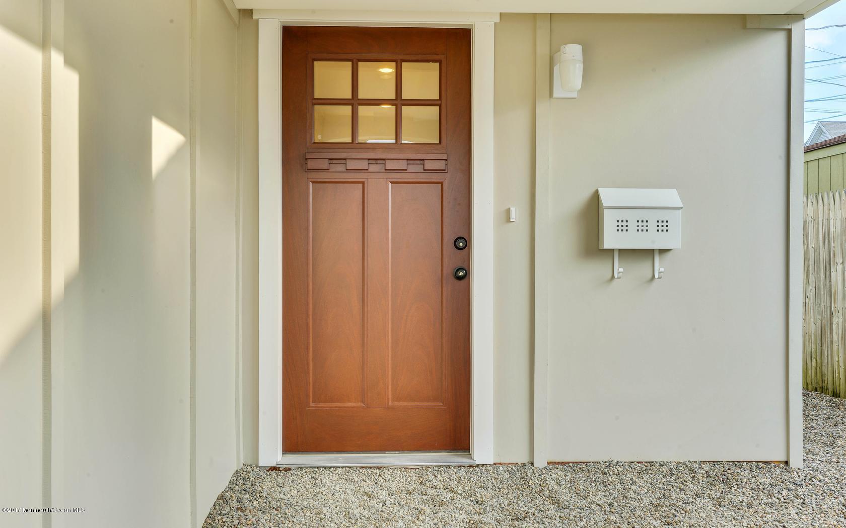 8 Meadow Ave, Manasquan, NJ 08736 photo