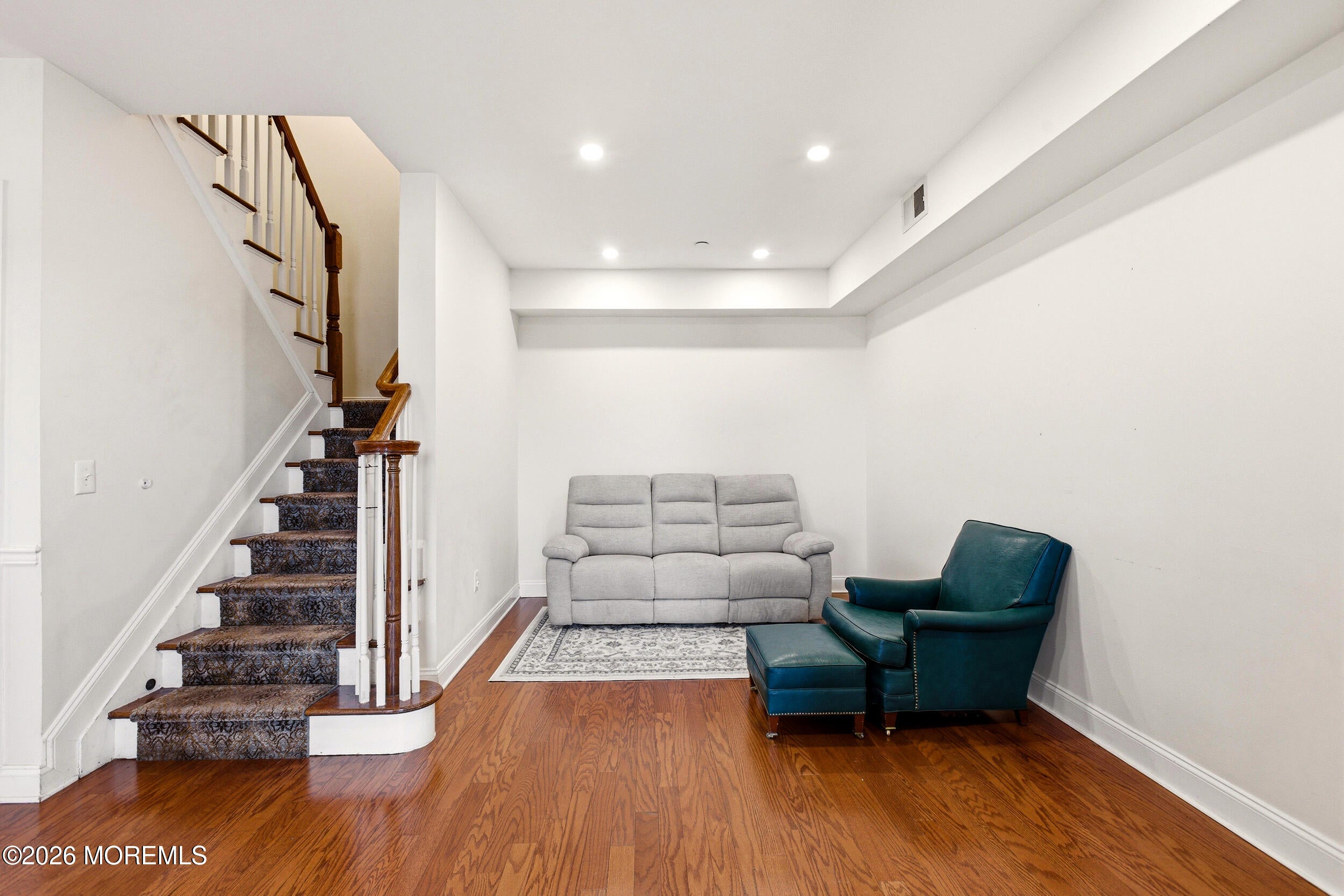 956 Madison Ave, Lakewood, NJ 08701 photo