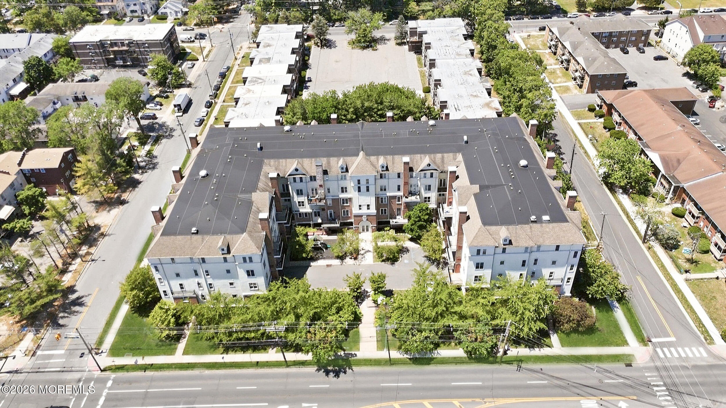 956 Madison Ave, Lakewood, NJ 08701 photo