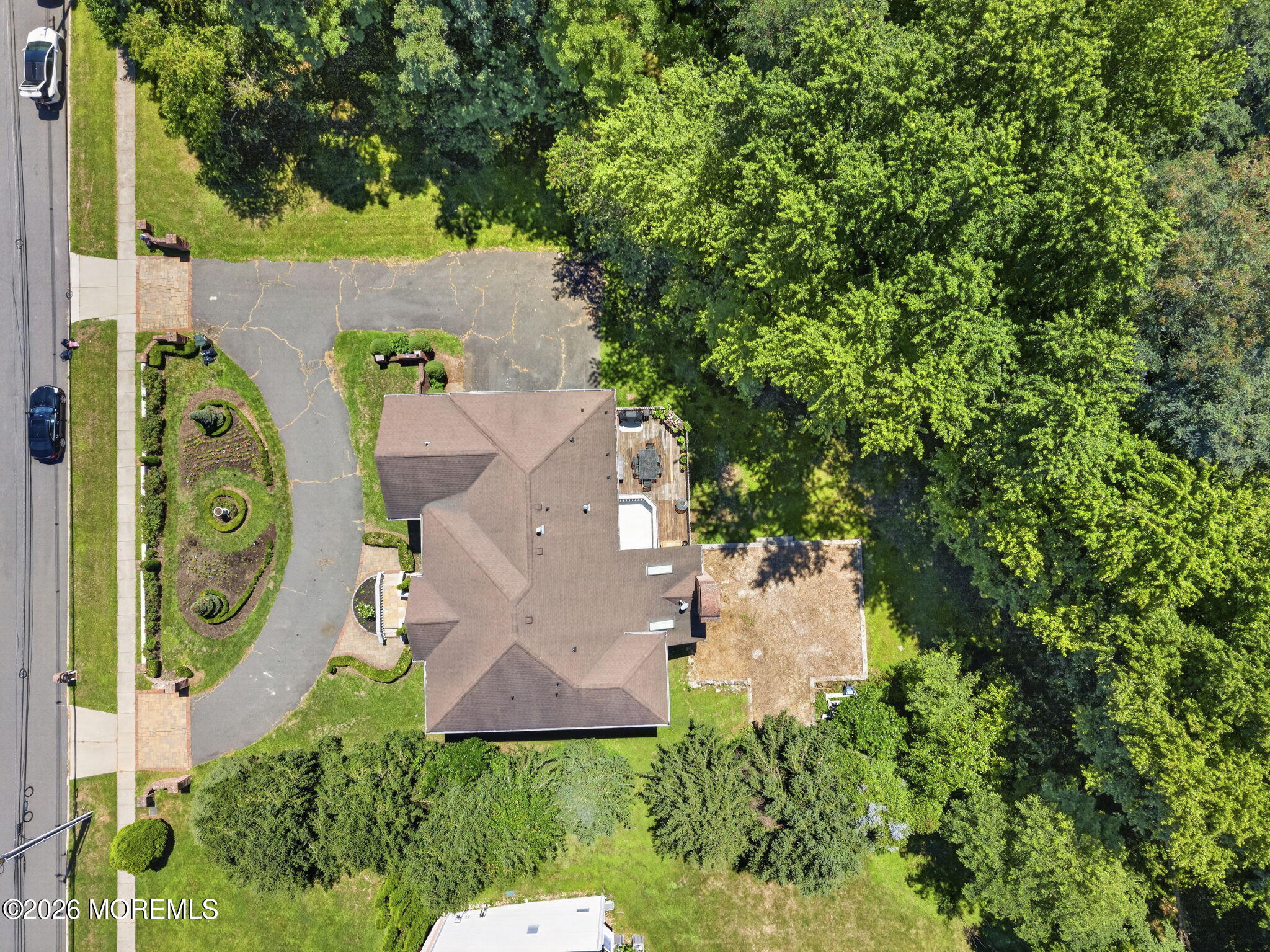 425 Iron Bridge Rd, Freehold, NJ 07728 photo