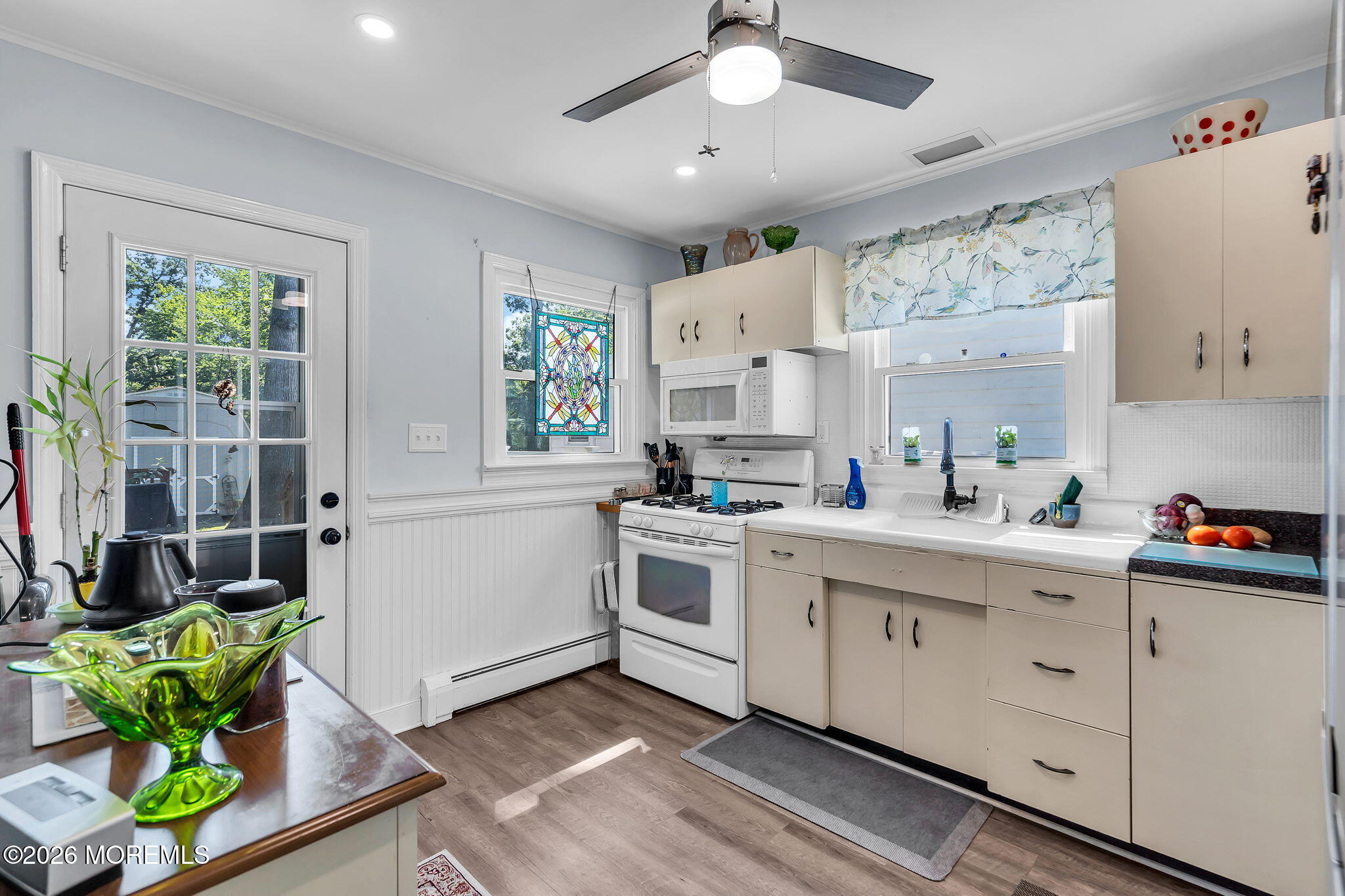 168 W End Ave, Island Heights, NJ 08732 photo