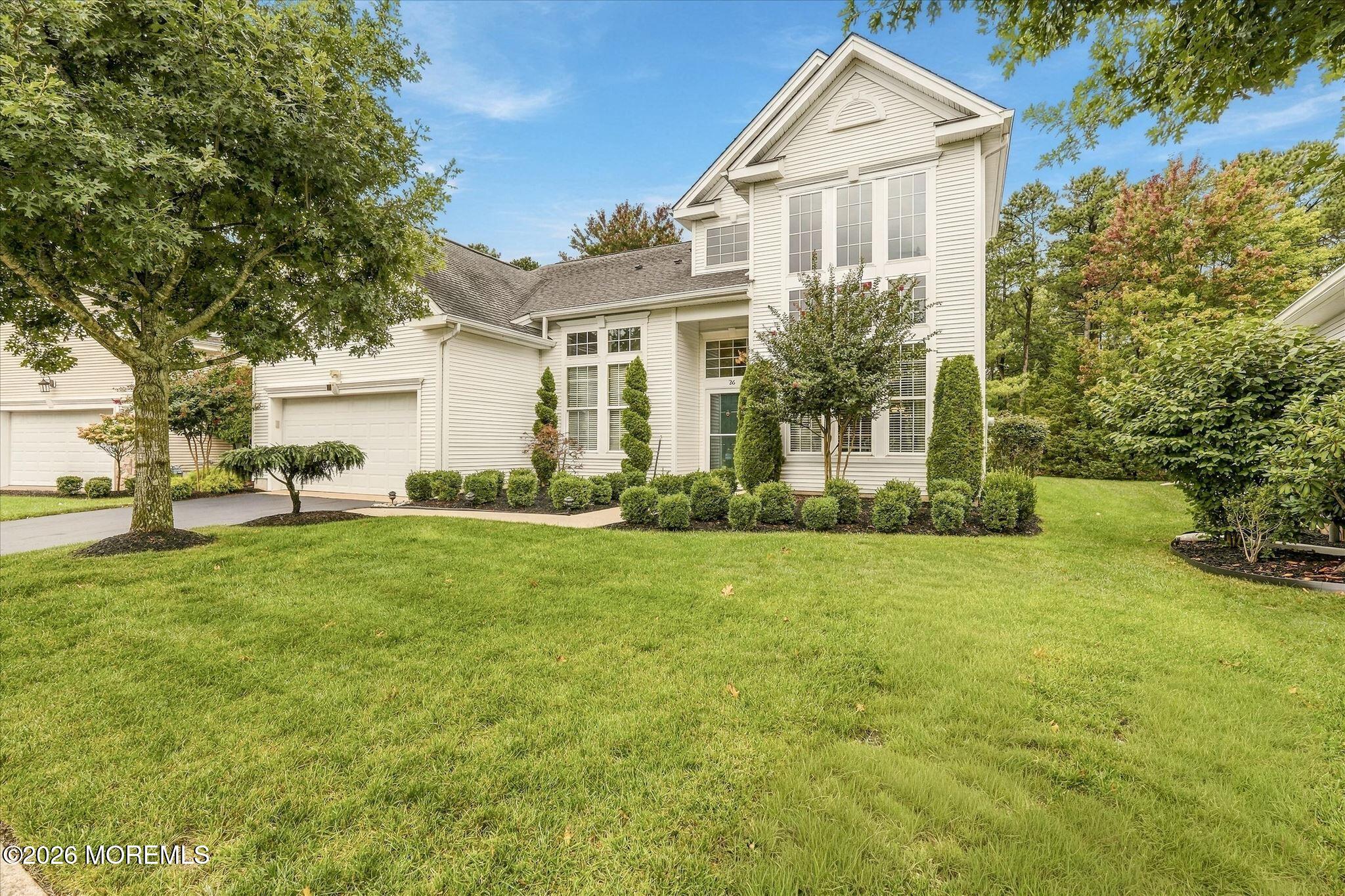 26 Pond View Cir, Barnegat, NJ 08005
