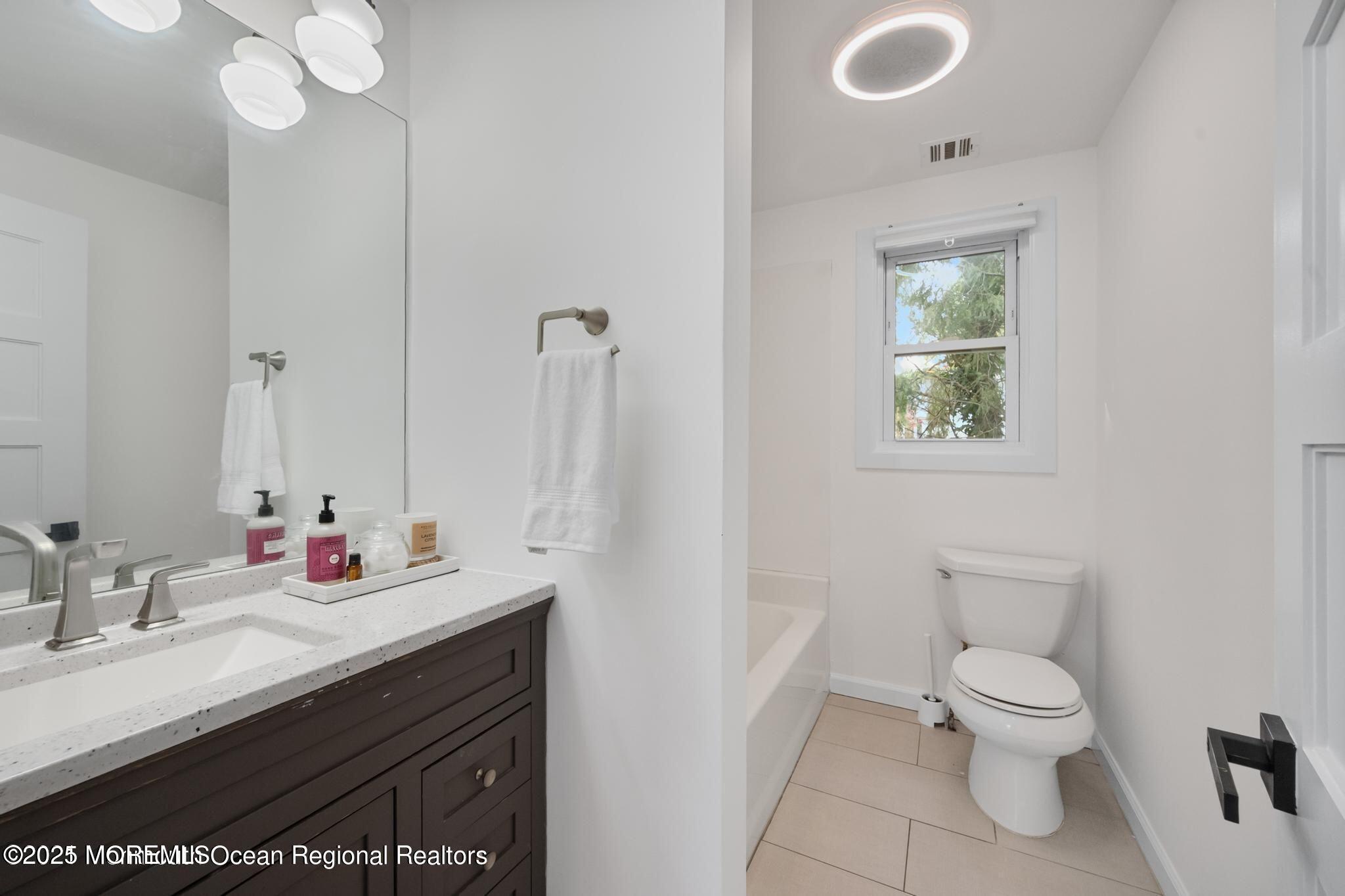 300 Monmouth Rd, West Long Branch, NJ 07764 photo