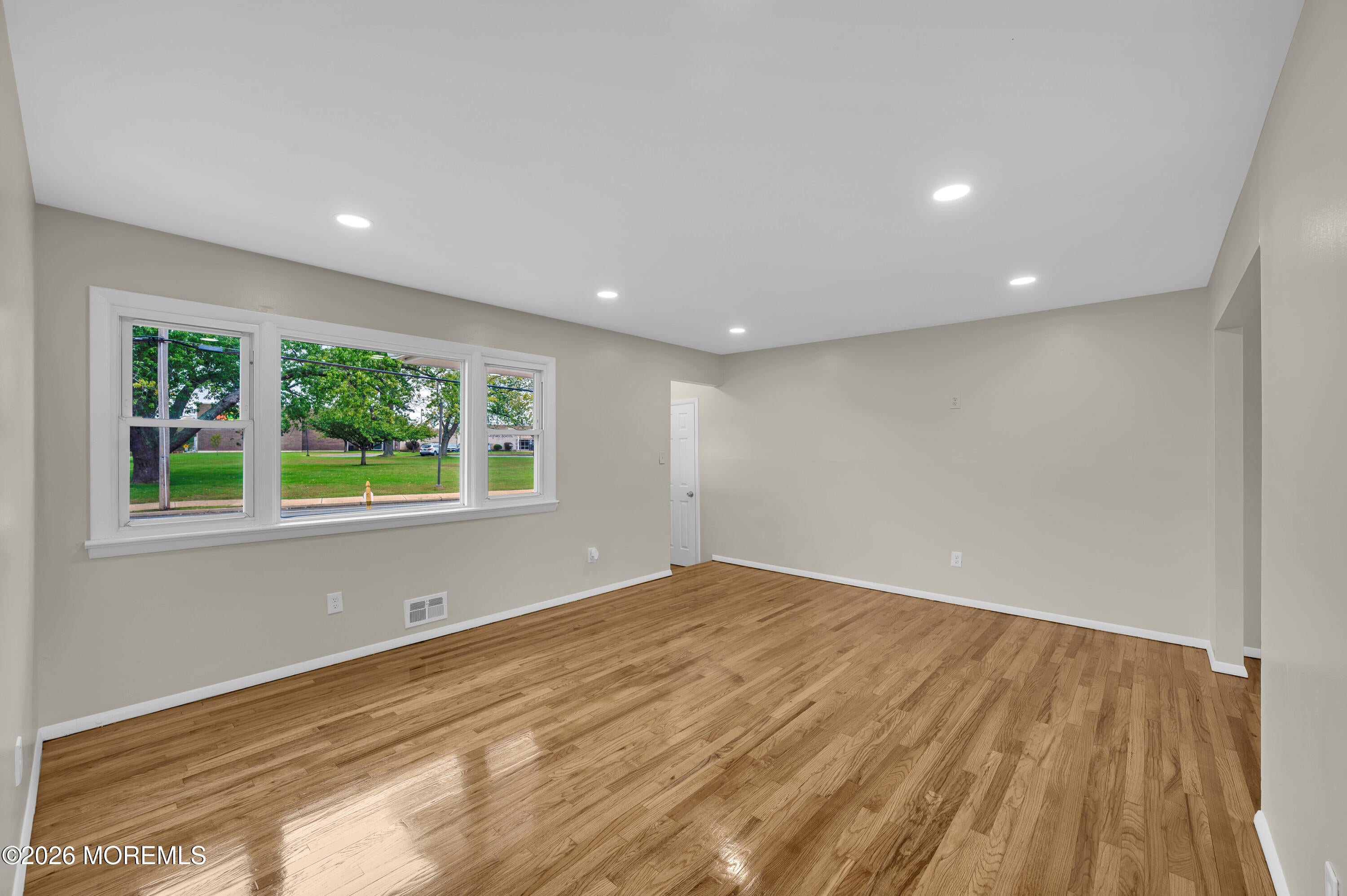 59 Walnut St, Toms River, NJ 08753 photo