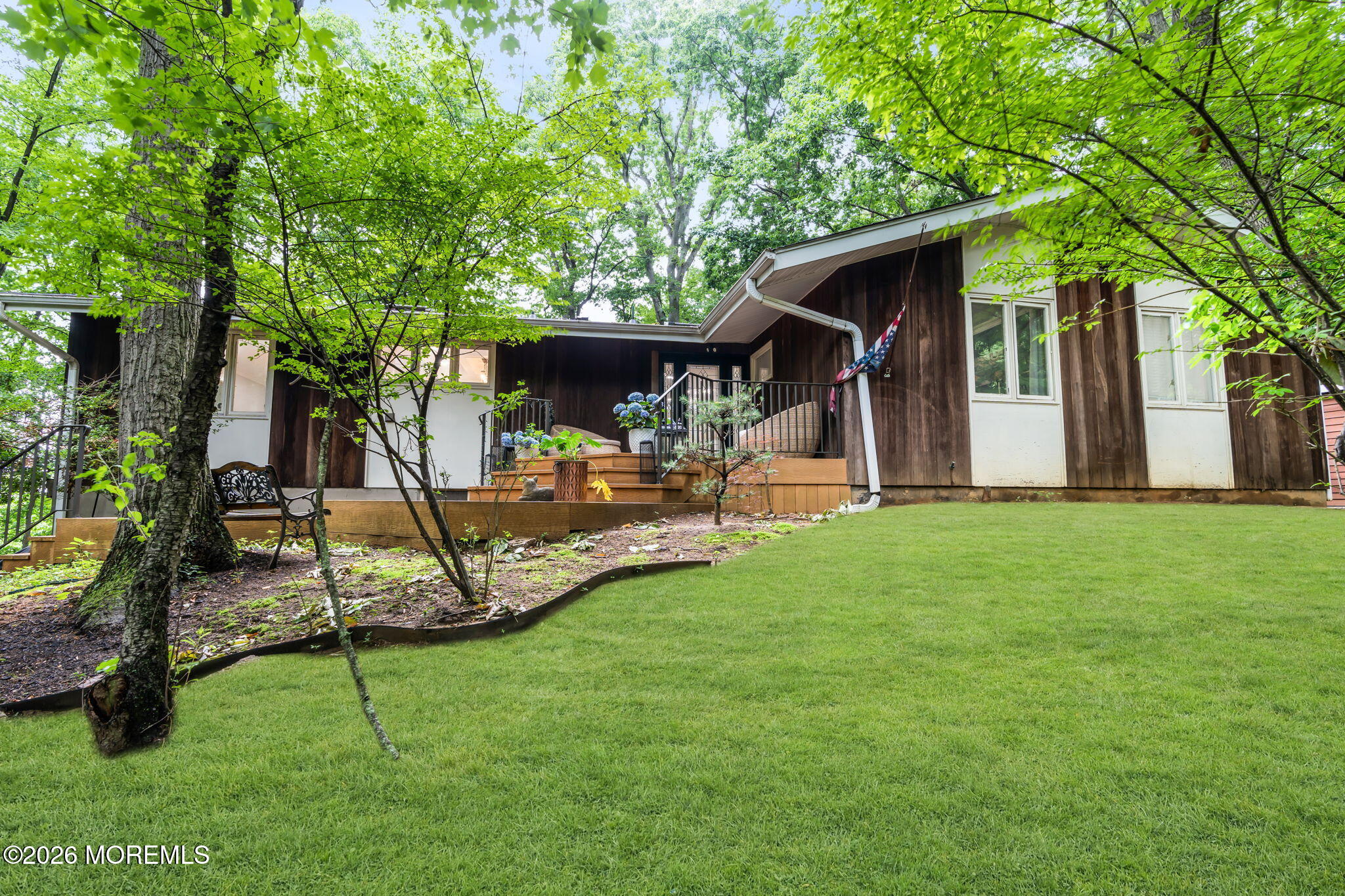 12 Georjean Dr, Holmdel, NJ 07733 photo