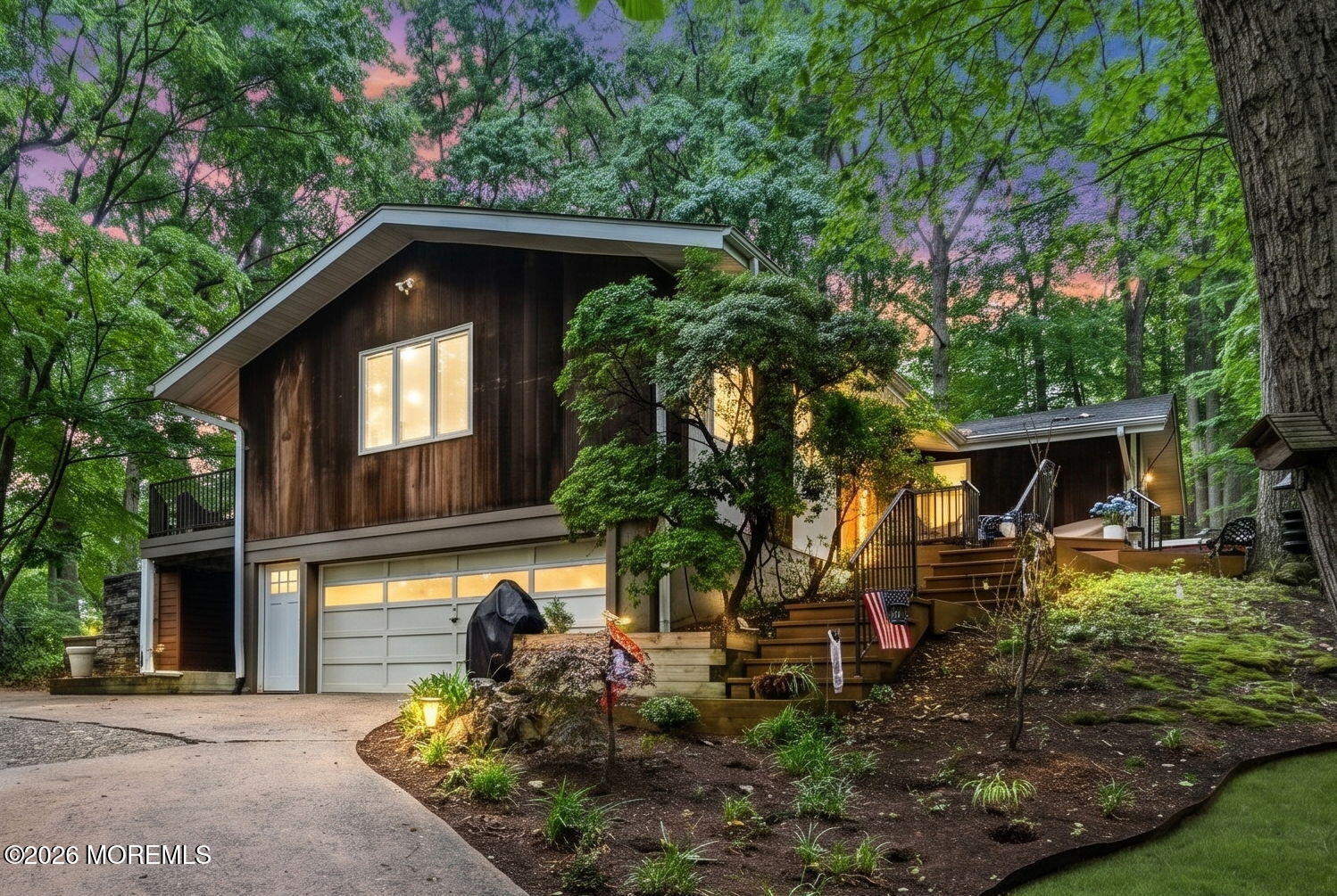 12 Georjean Dr, Holmdel, NJ 07733