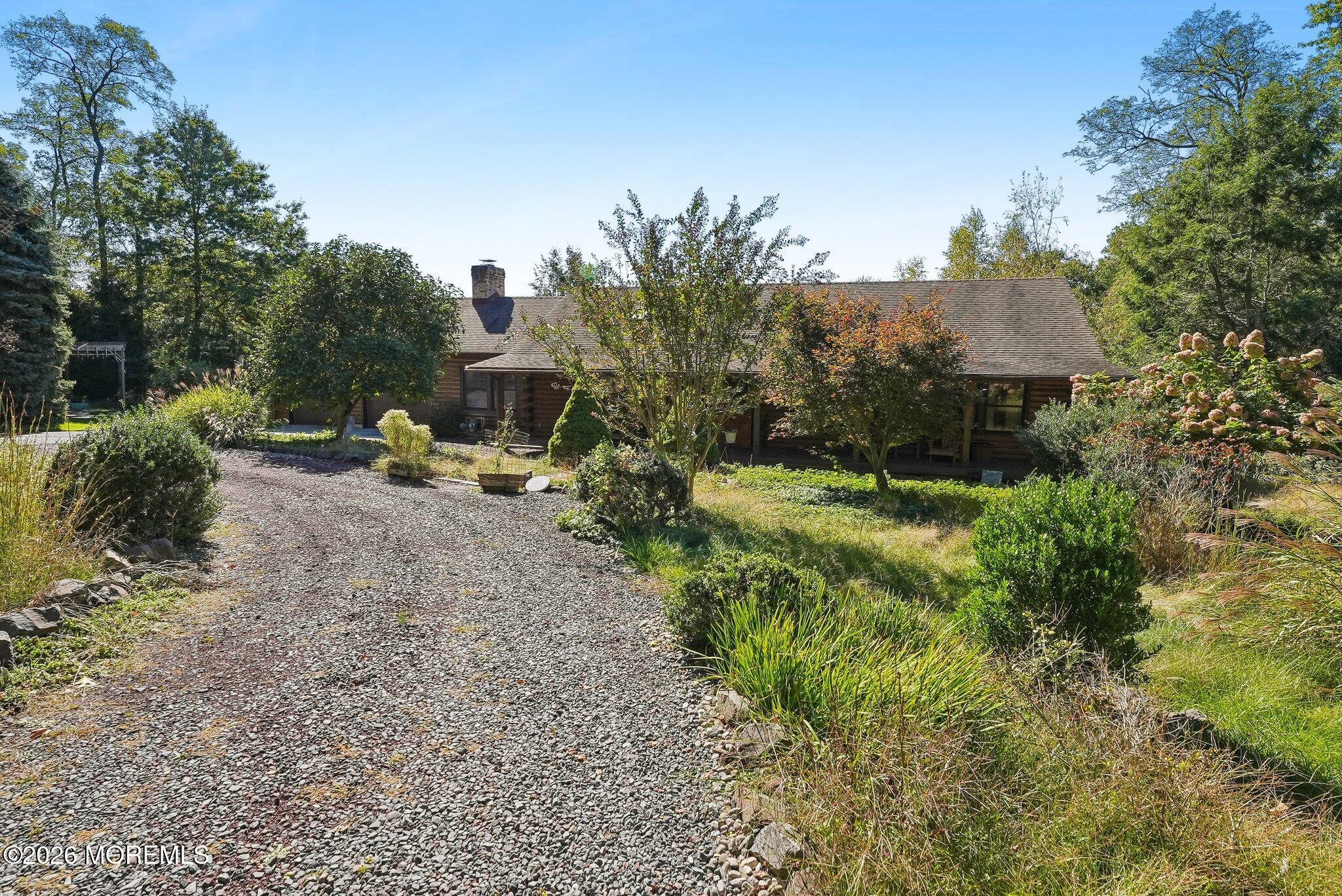9 Eleanor Ln, Roosevelt, NJ 08555 photo