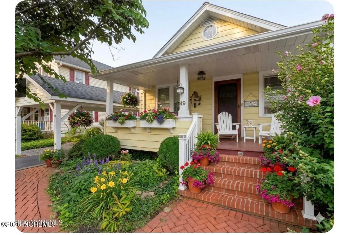 49 Laurel Ave, Kingston, NJ 08528