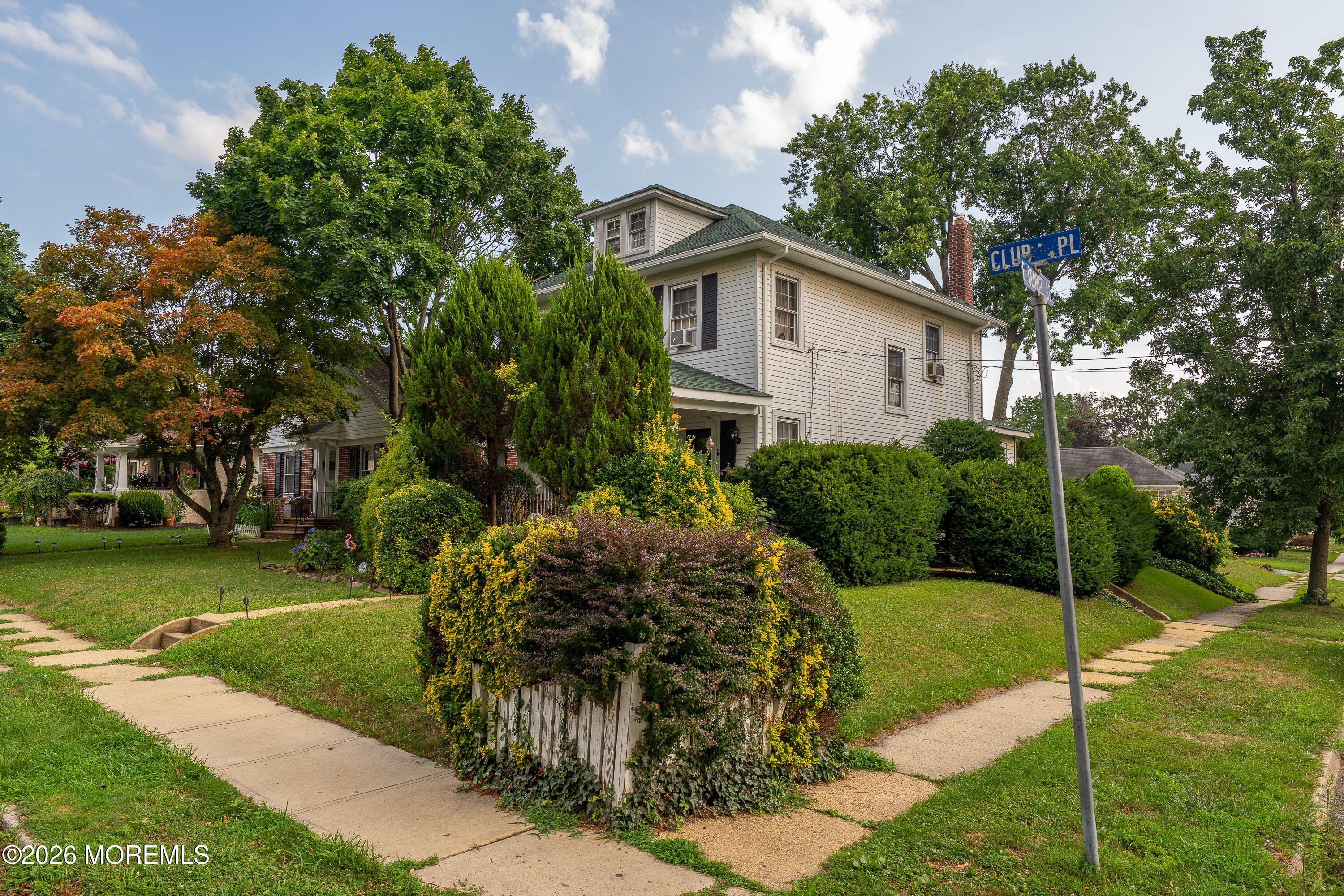 22 Club Pl, Freehold, NJ 07728 photo