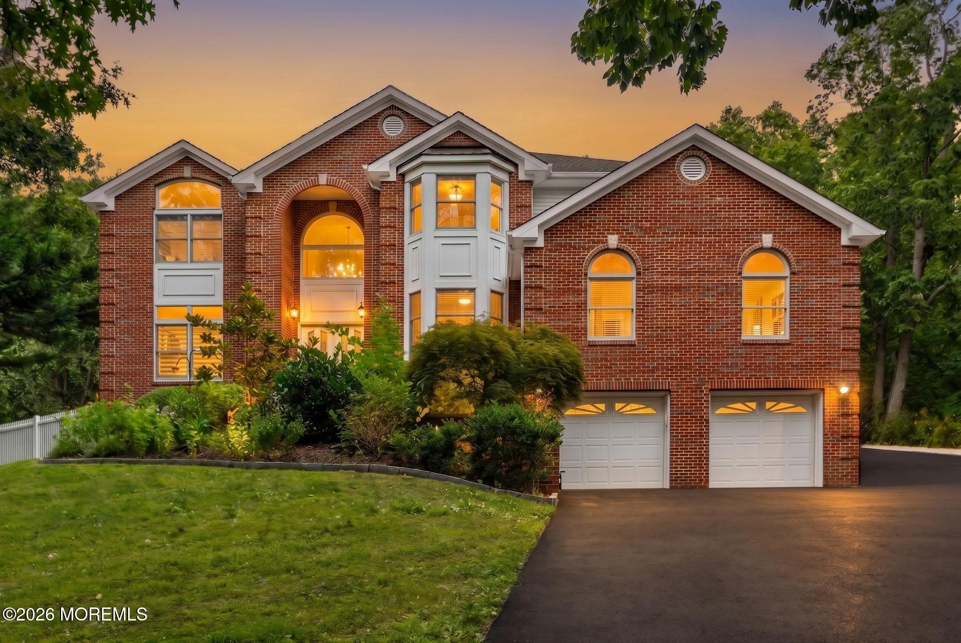 48 Friendship Rd, Howell, NJ 07731