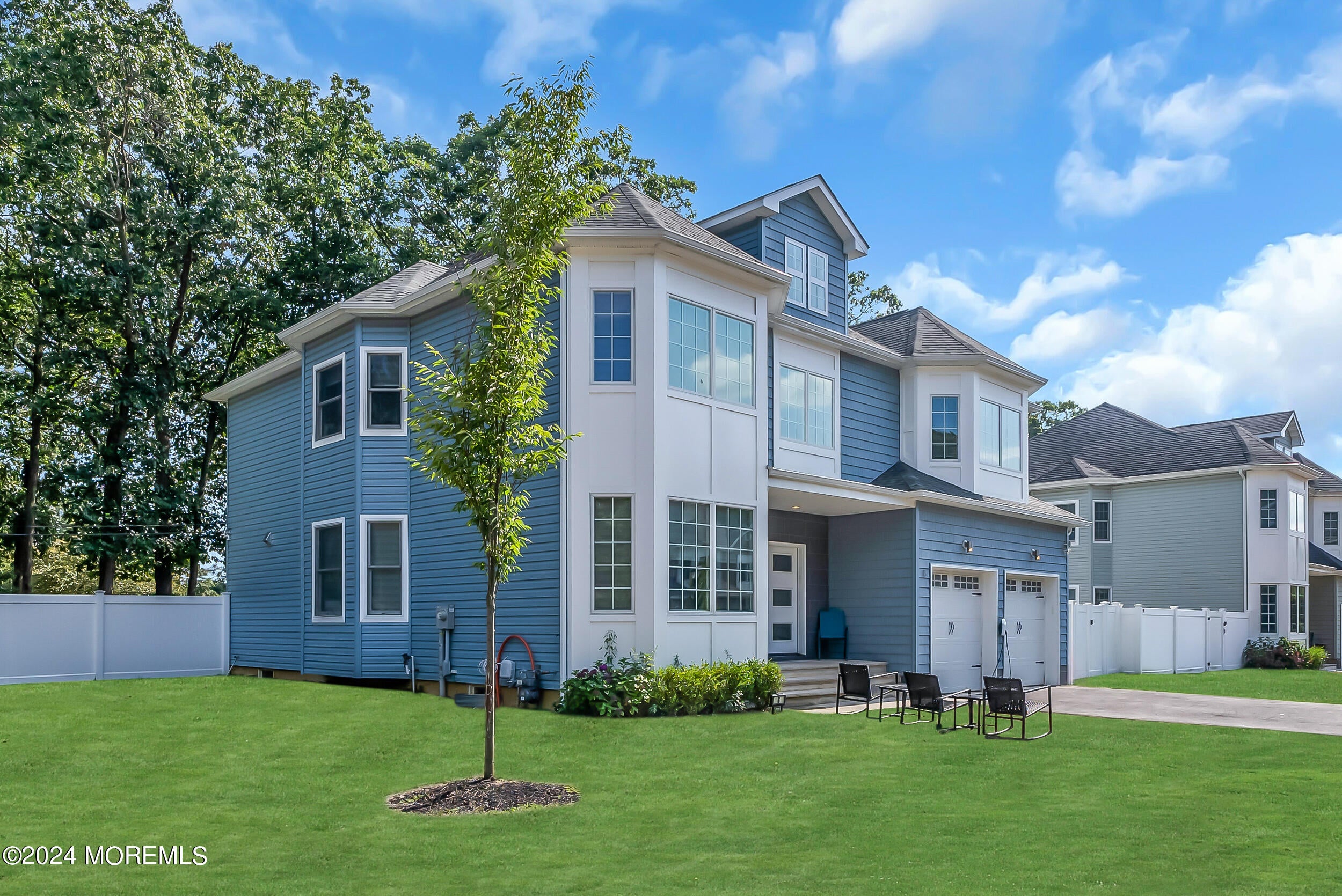 8 Sarah Ln, Eatontown, NJ 07724 photo