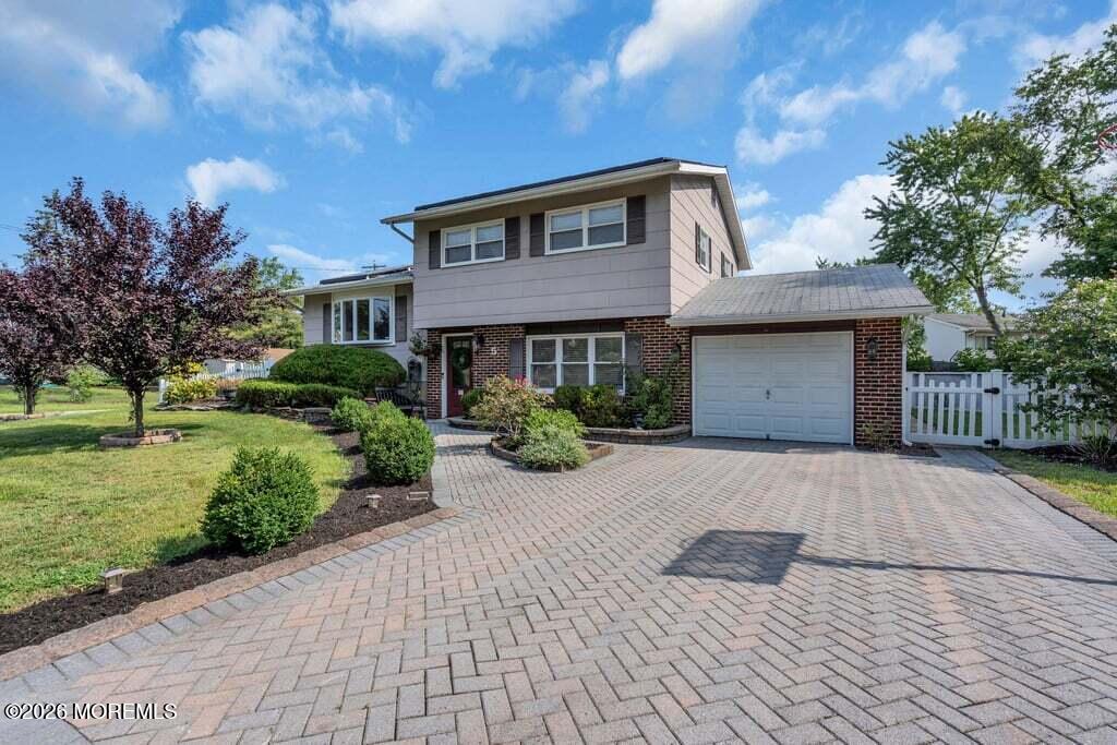 5 New Jersey Ave, Jackson, NJ 08527