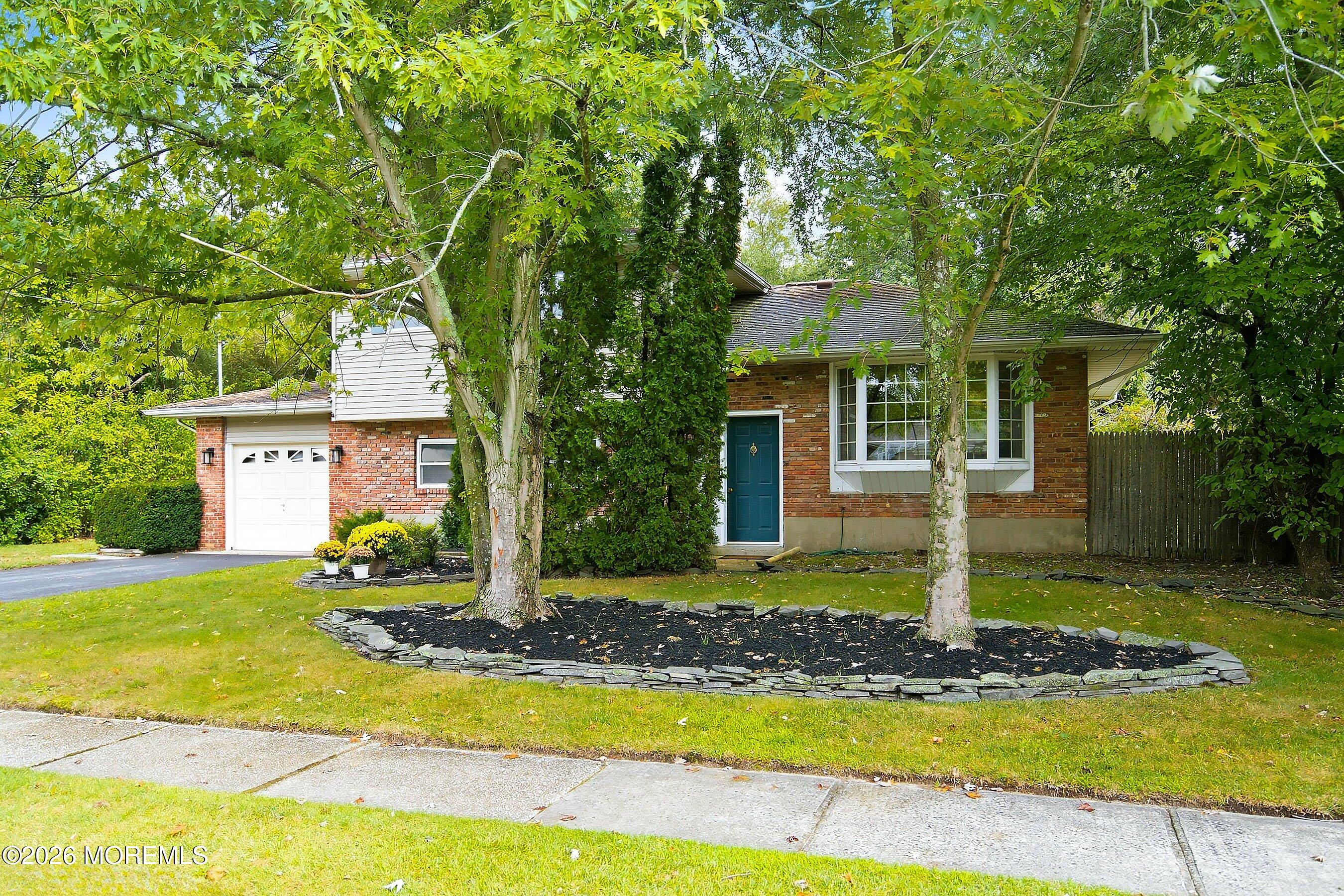 45 Oak Terrace, Howell, NJ 07731 photo