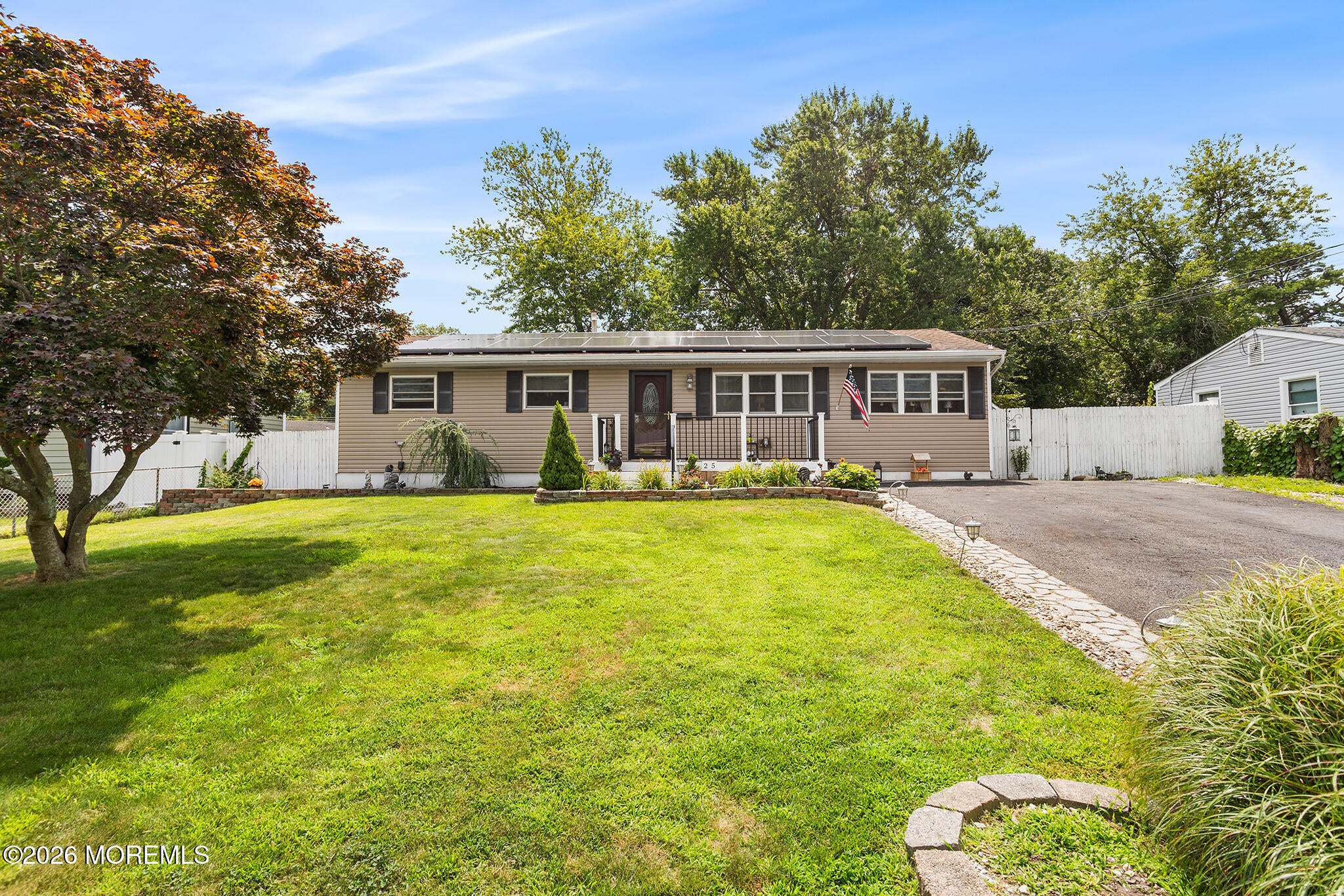 25 Mallard Rd, Bayville, NJ 08721
