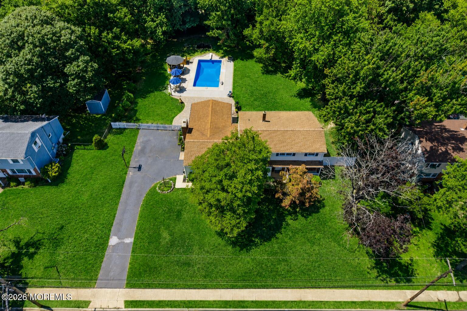 40 Millbrook Dr, New Monmouth, NJ 07748 photo