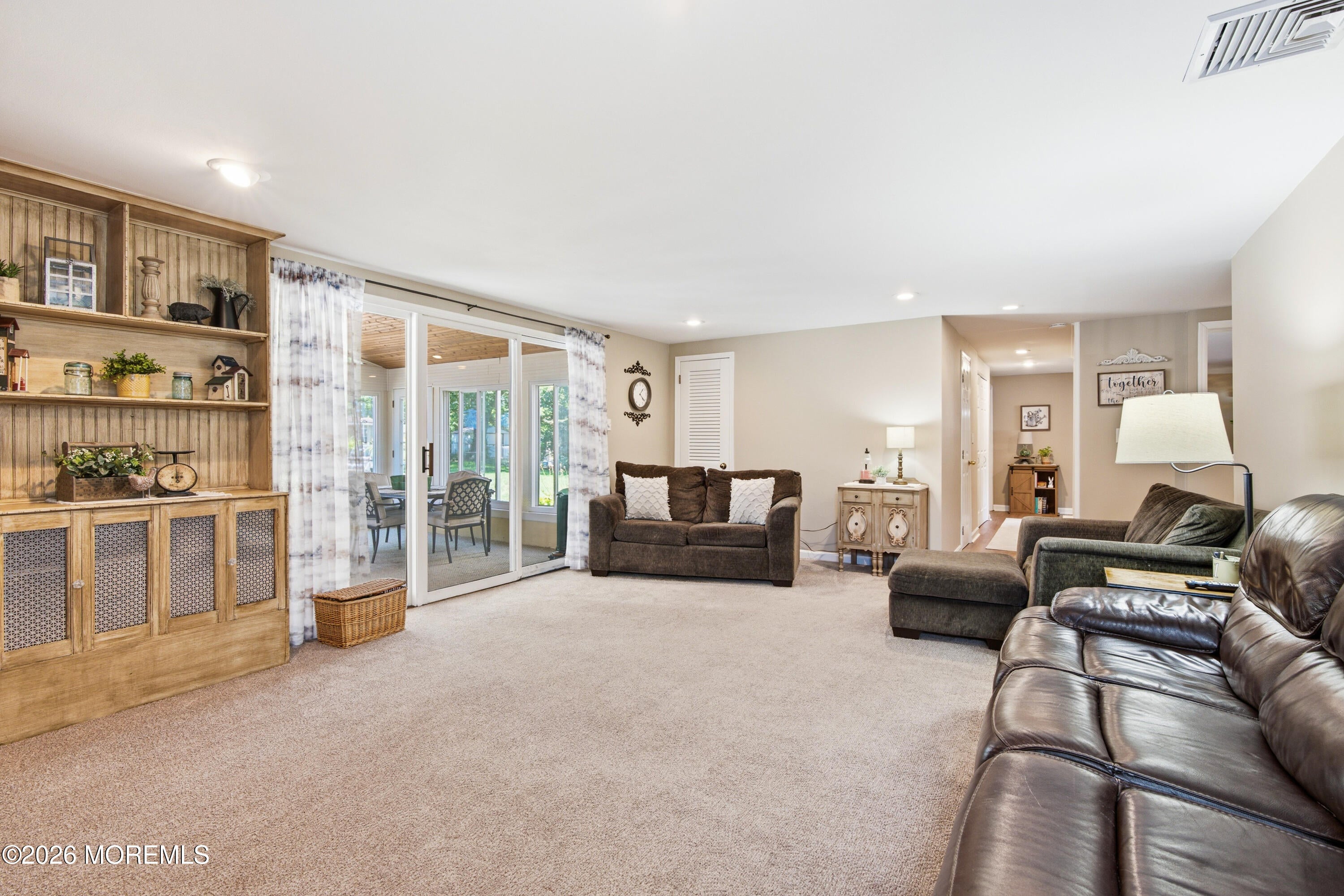 40 Millbrook Dr, New Monmouth, NJ 07748 photo