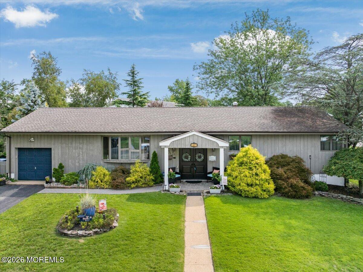 802 Stamford Dr, Neptune Township, NJ 07753