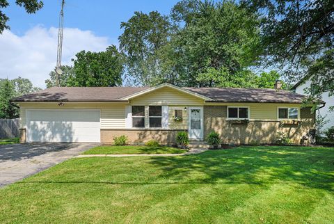 Single Family Residence in Kalamazoo MI 2898 Casper Street.jpg