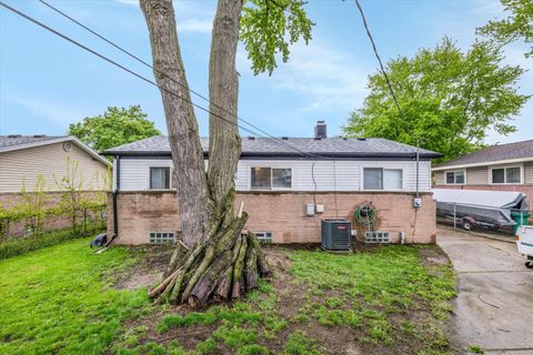 Single Family Residence in Westland MI 31134 Somerset Avenue 25.jpg