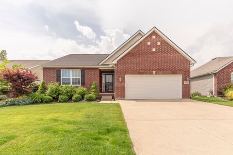 Single Family Residence in Ypsilanti MI 8946 Creekway Drive.jpg