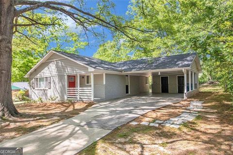 Single Family Residence in Atlanta GA 2925 HEATHER Dr.jpg