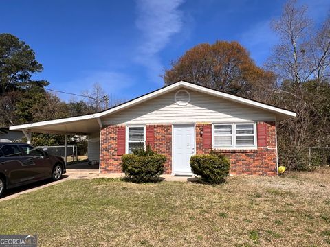 Single Family Residence in Warner Robins GA 205 Sonja Drive.jpg